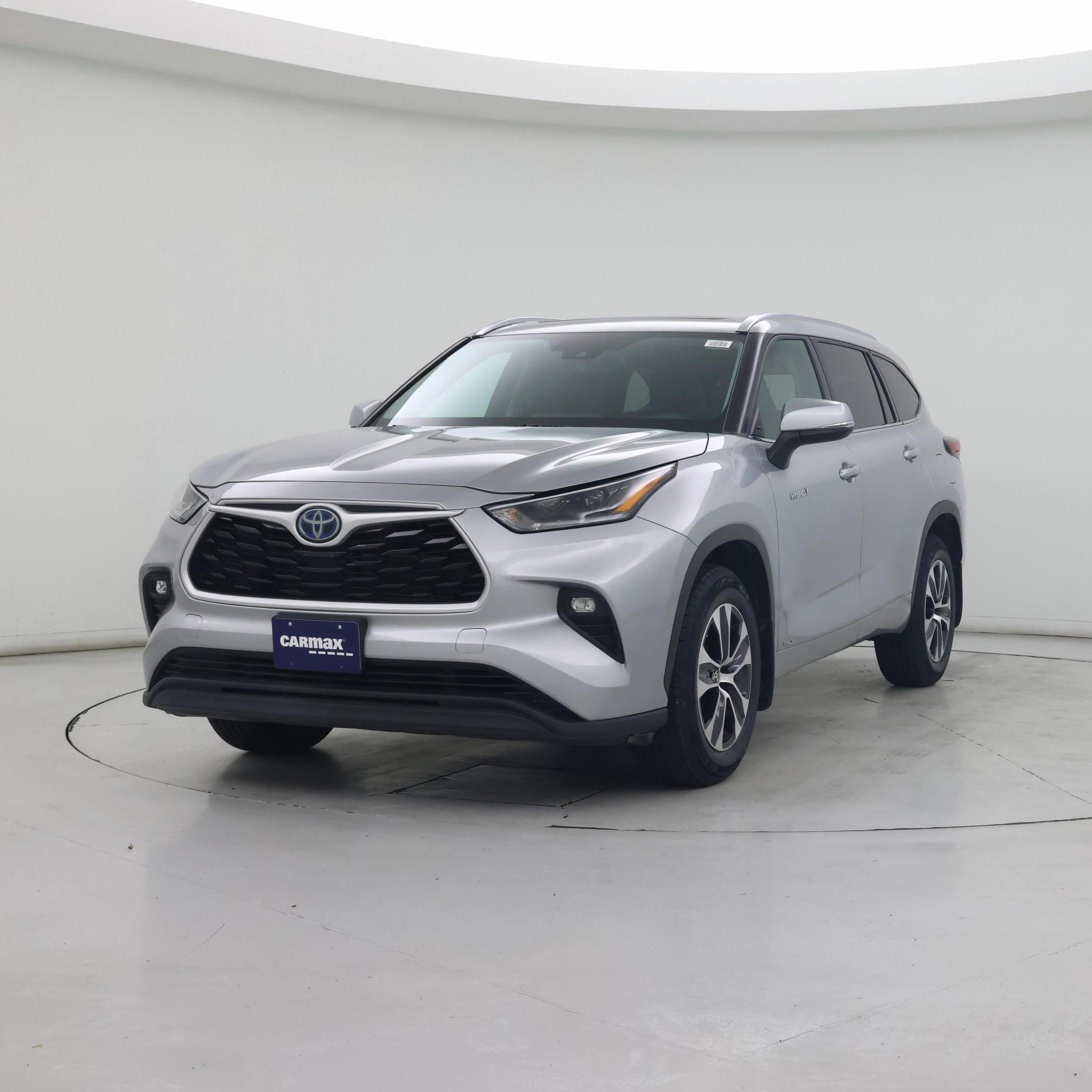 Thumbnail: 2021 Toyota Highlander - 4