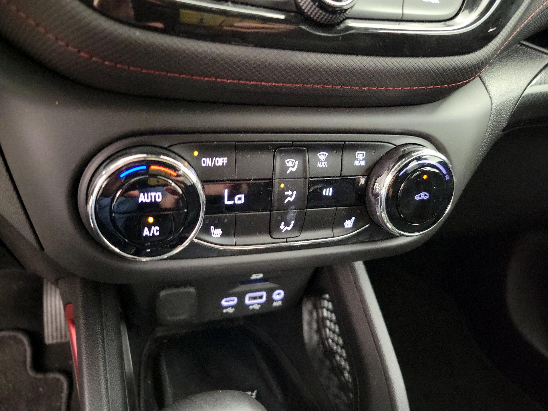 Thumbnail: 2021 Chevrolet TrailBlazer - 16