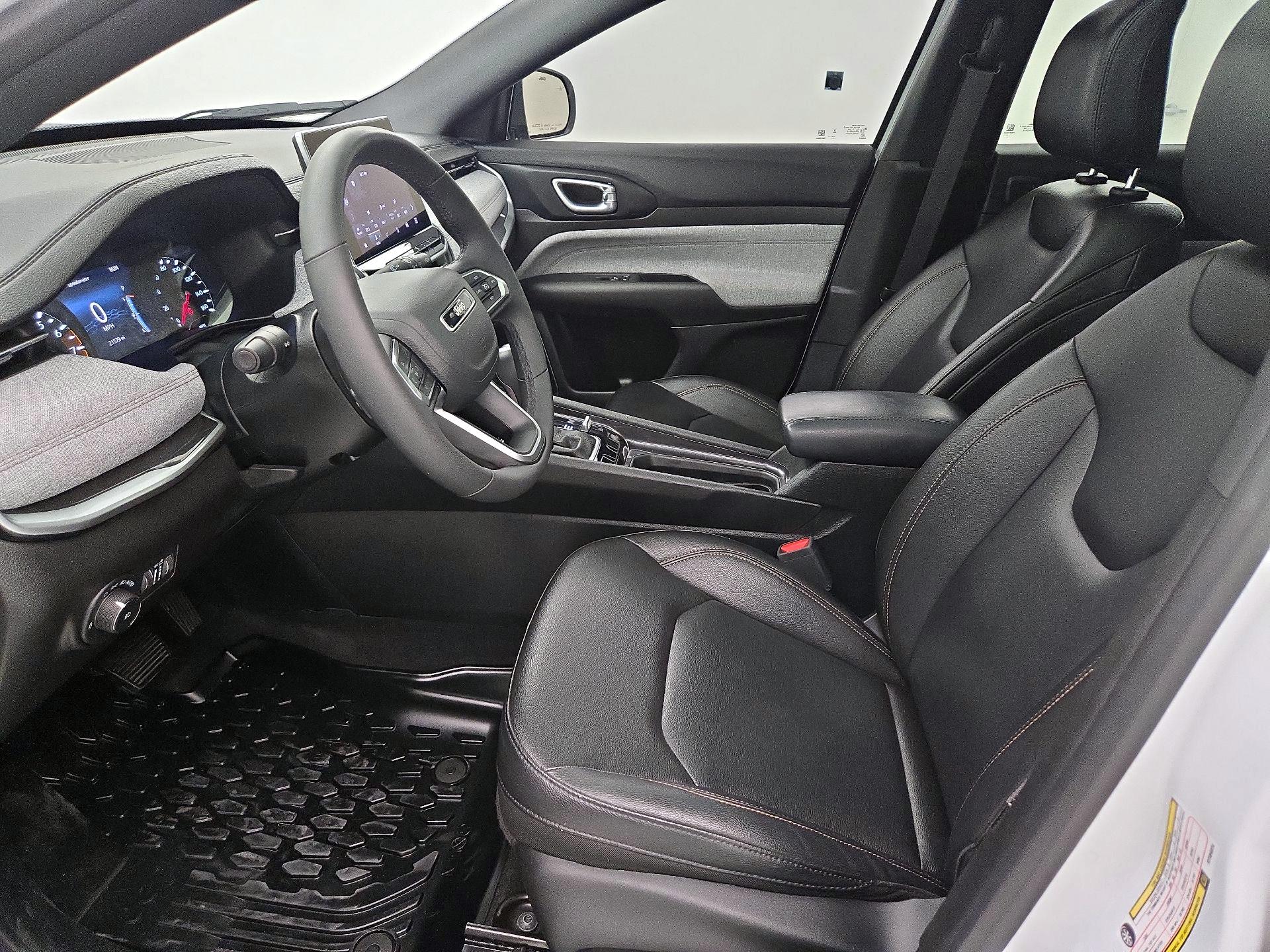 Thumbnail: 2024 Jeep Compass - 11