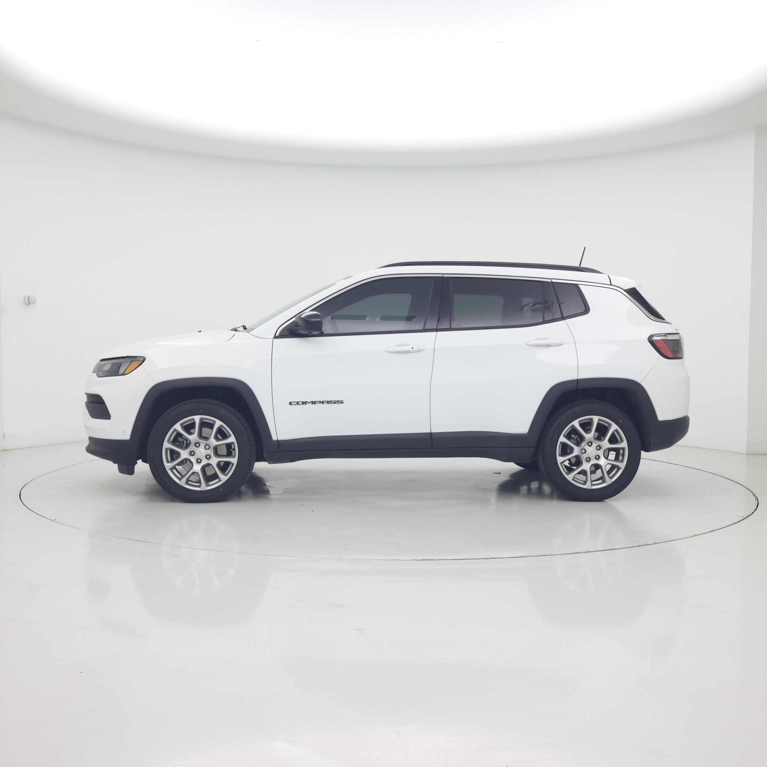 Thumbnail: 2024 Jeep Compass - 3