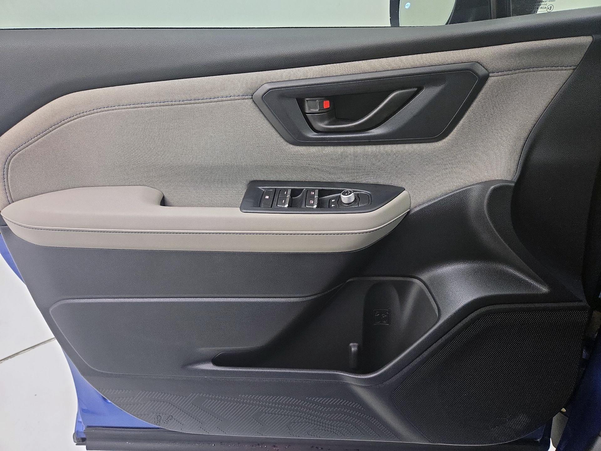 Thumbnail: 2025 Subaru Forester - 12