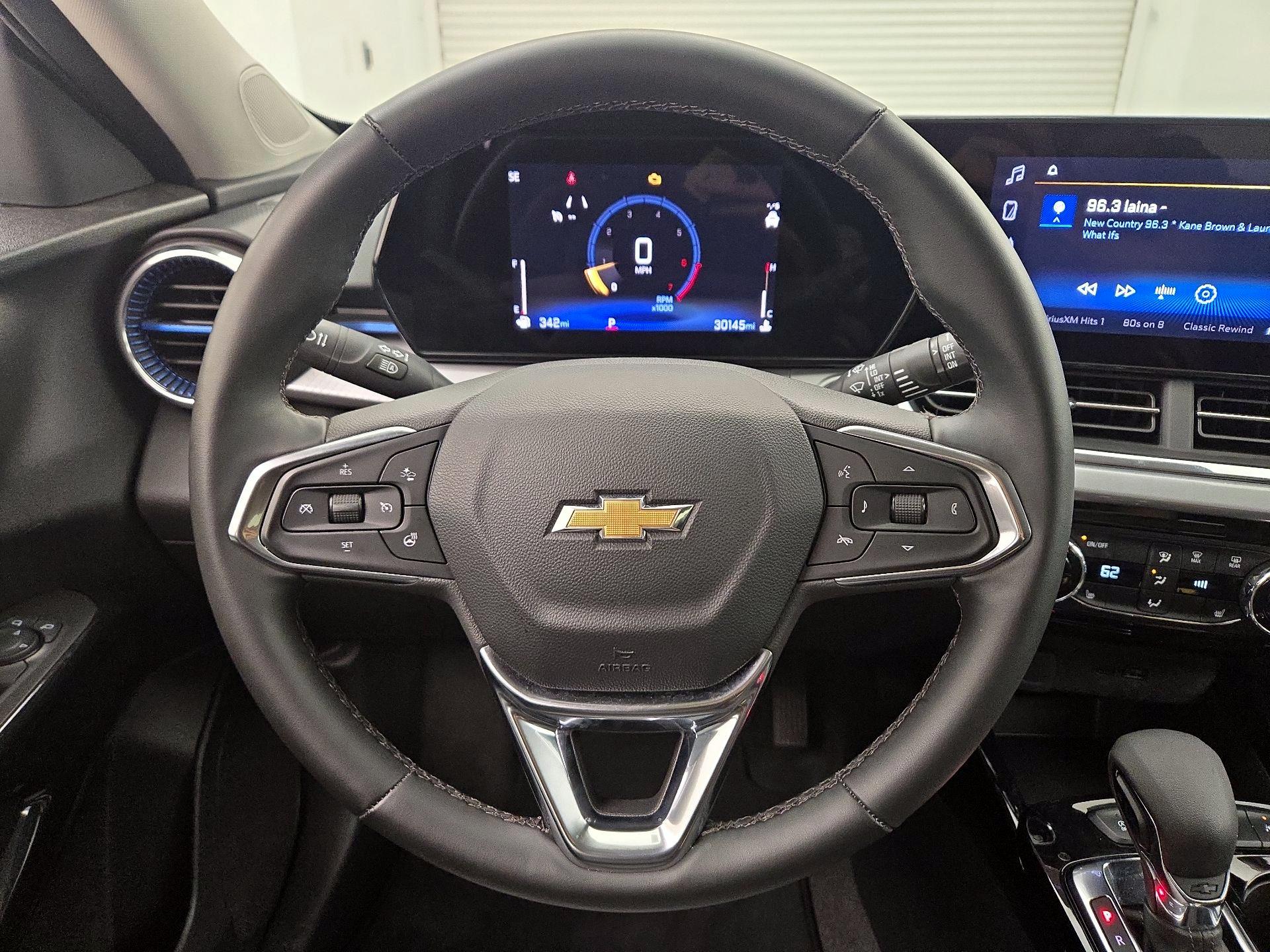 Thumbnail: 2025 Chevrolet Trax - 10