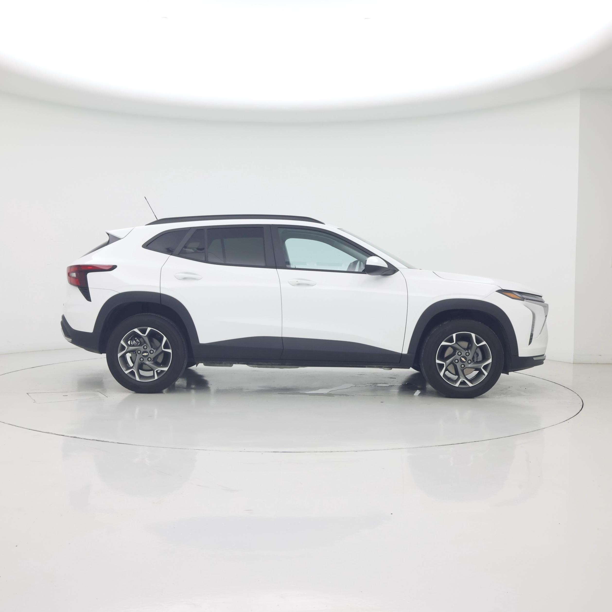 Thumbnail: 2025 Chevrolet Trax - 7