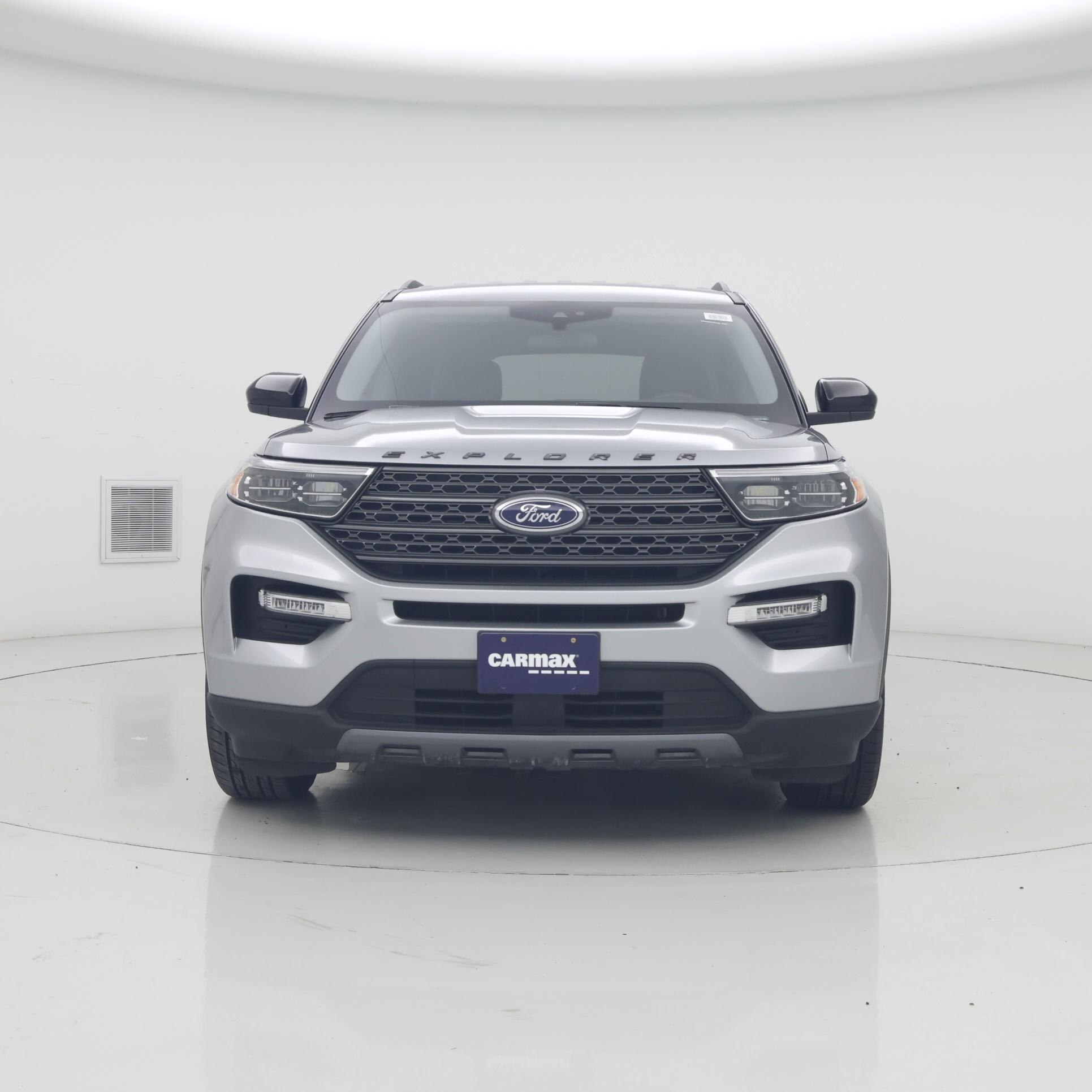 Thumbnail: 2023 Ford Explorer - 5