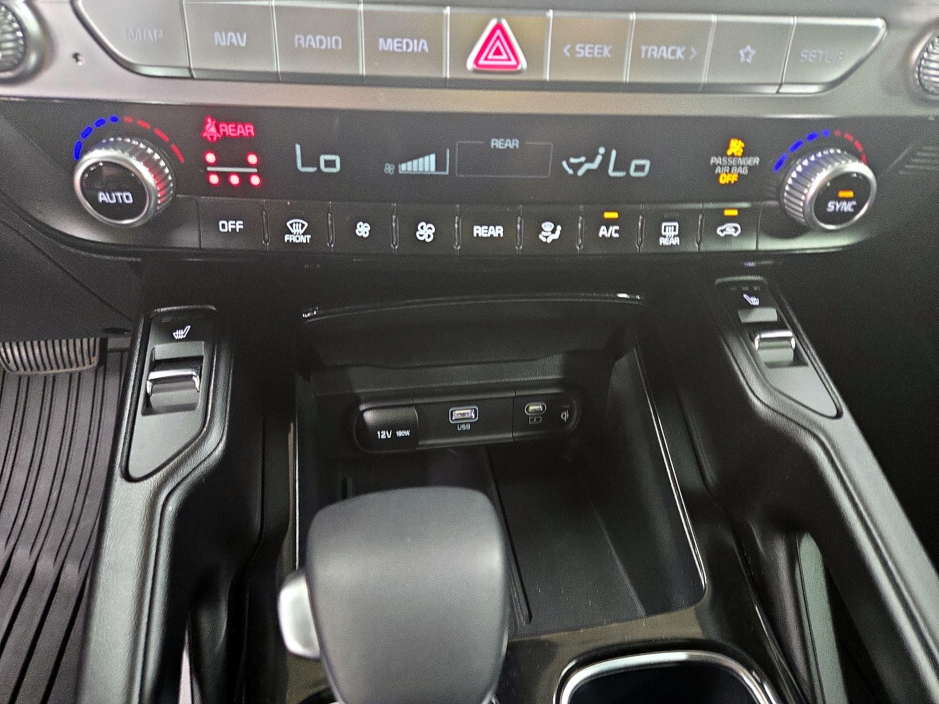 Thumbnail: 2025 Kia Telluride - 17
