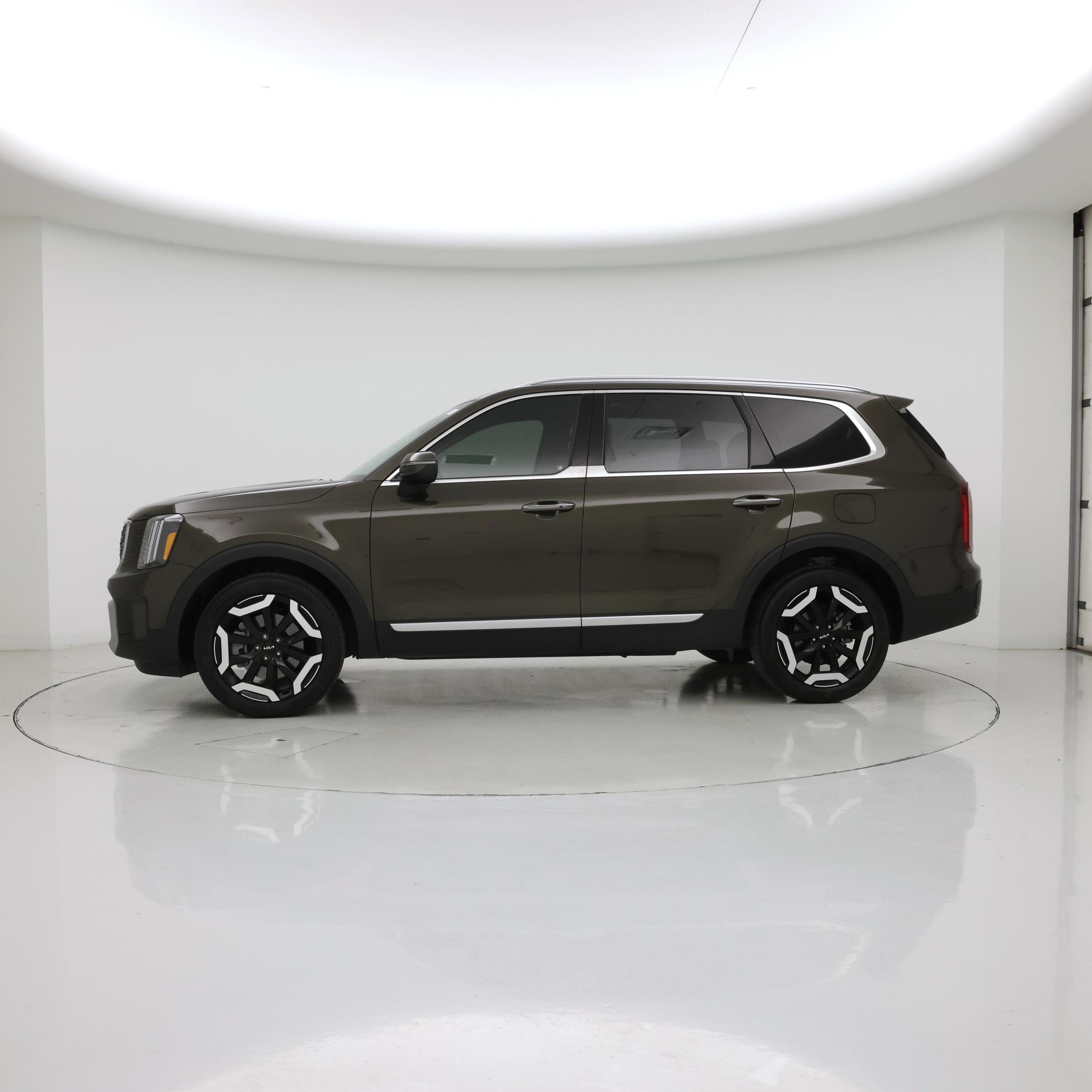 Thumbnail: 2025 Kia Telluride - 3