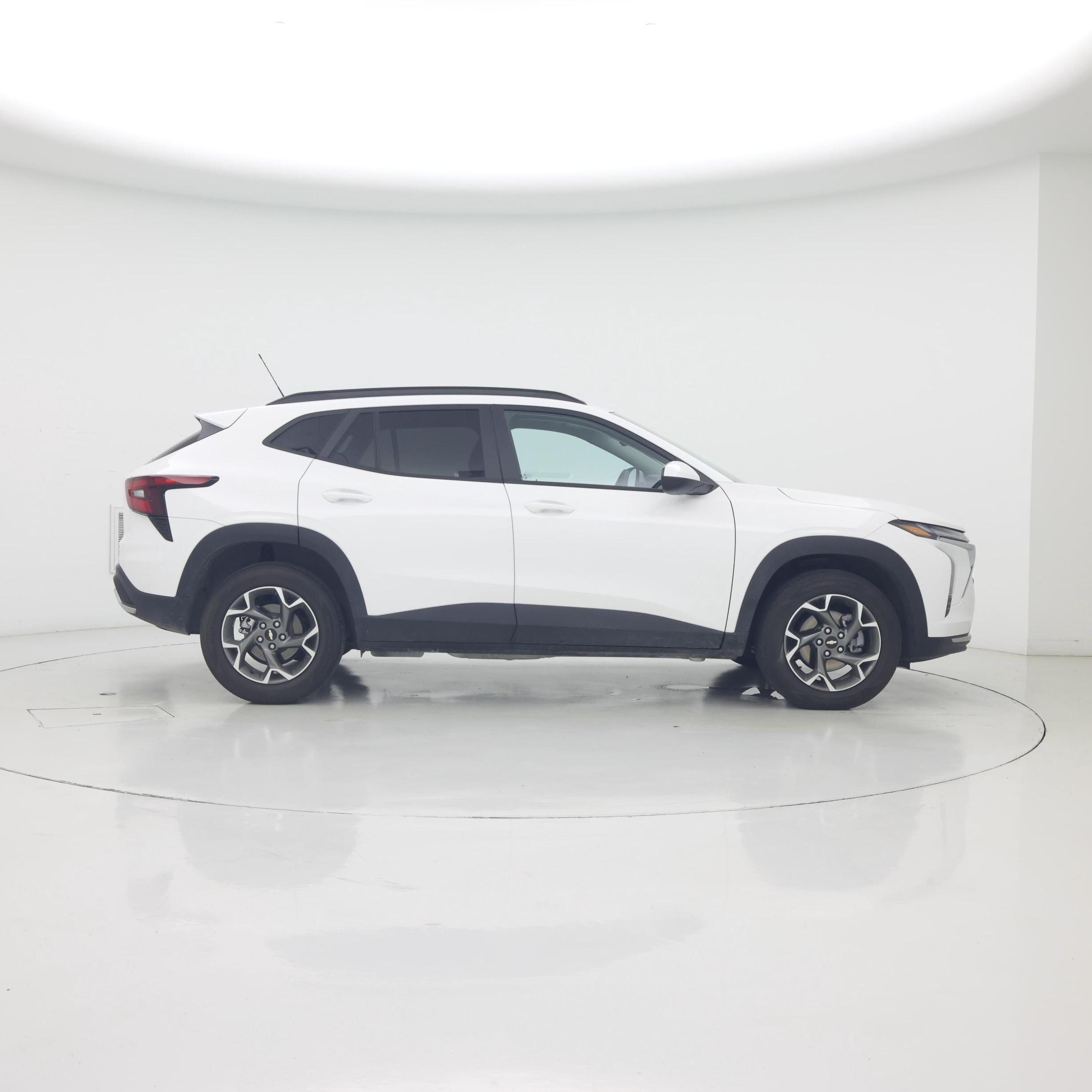 Thumbnail: 2025 Chevrolet Trax - 7