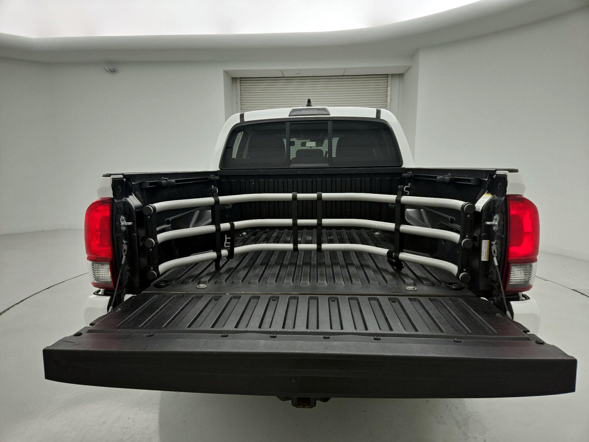 Thumbnail: 2023 Toyota Tacoma - 20