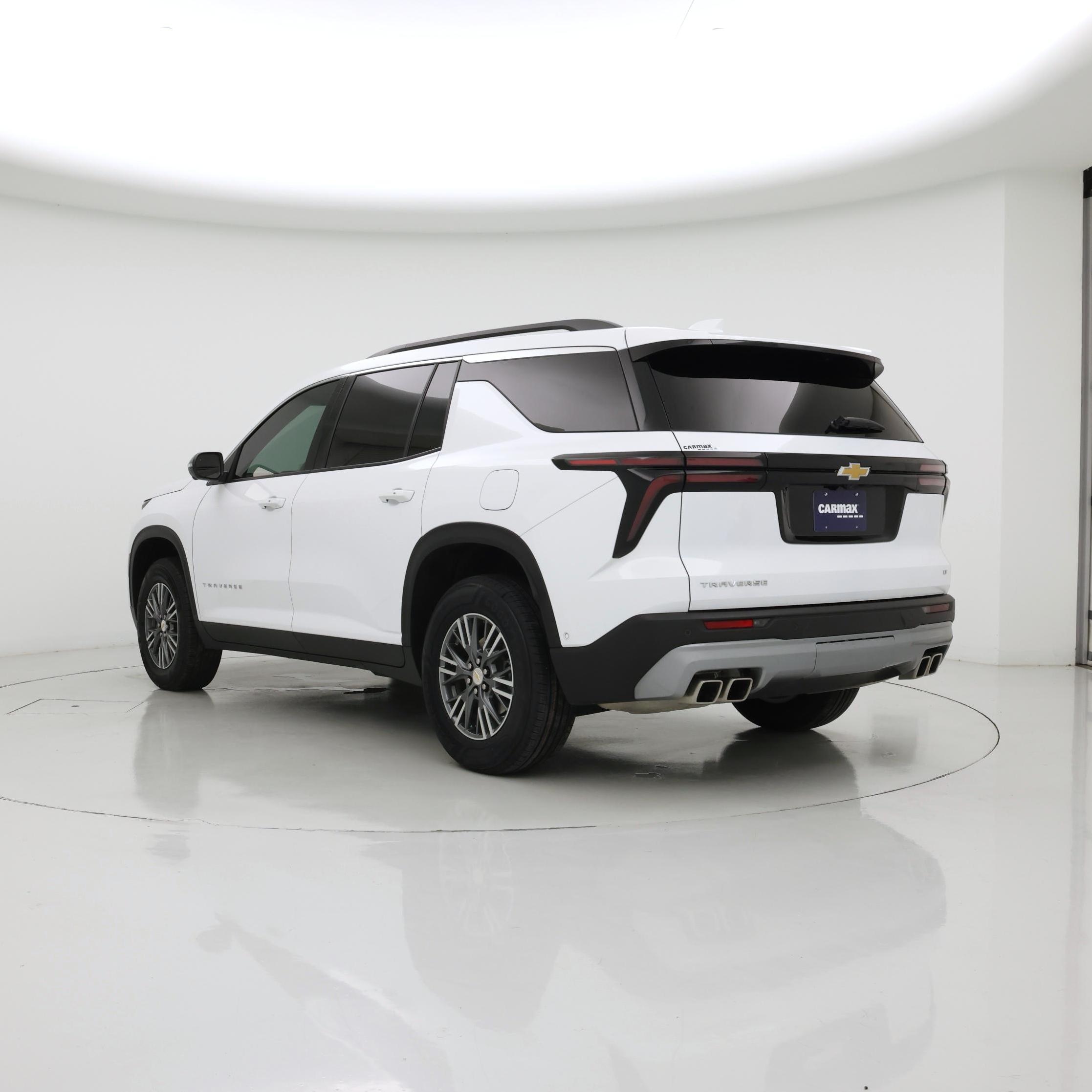 Thumbnail: 2024 Chevrolet Traverse - 2