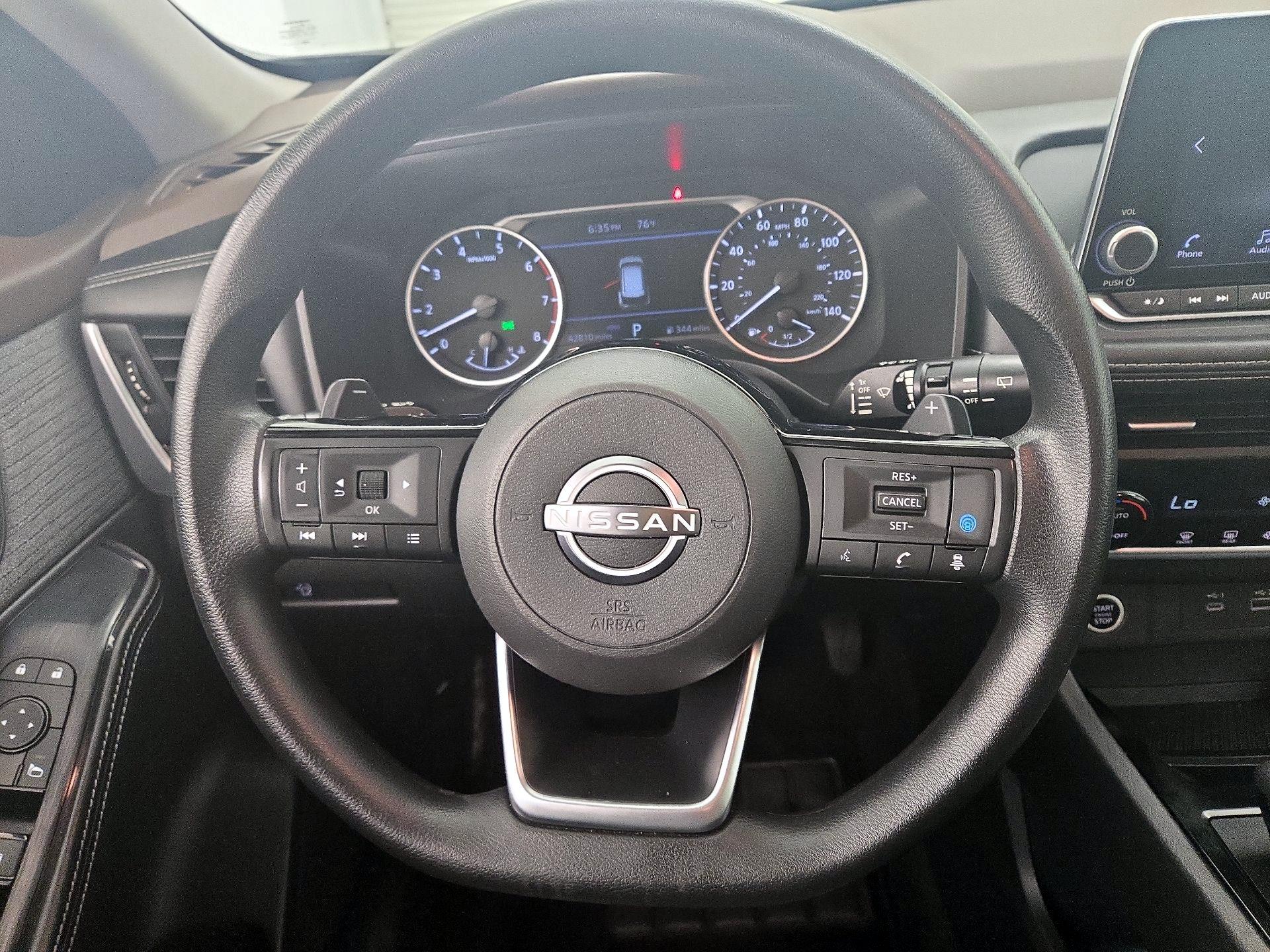 Thumbnail: 2023 Nissan Rogue - 10