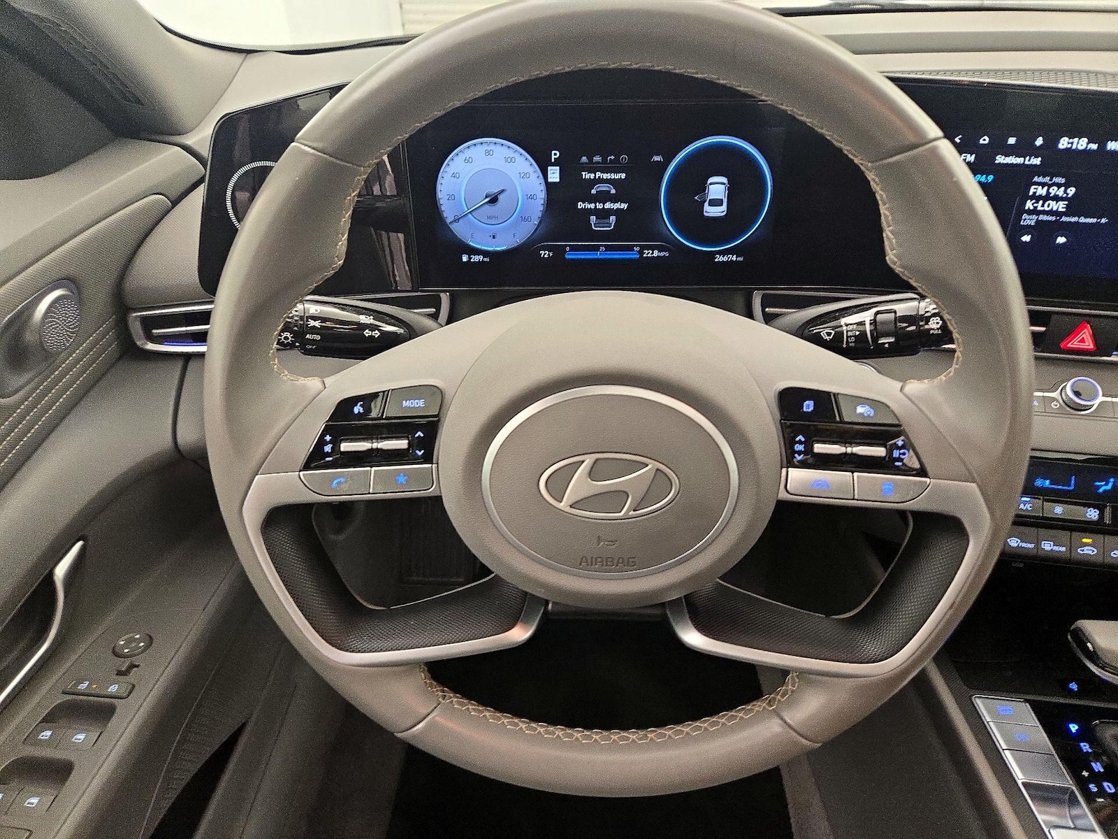 2025 Hyundai Elantra SEL - Photo 11