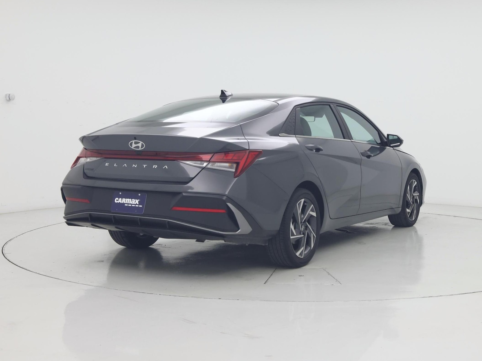 2025 Hyundai Elantra SEL - Photo 9