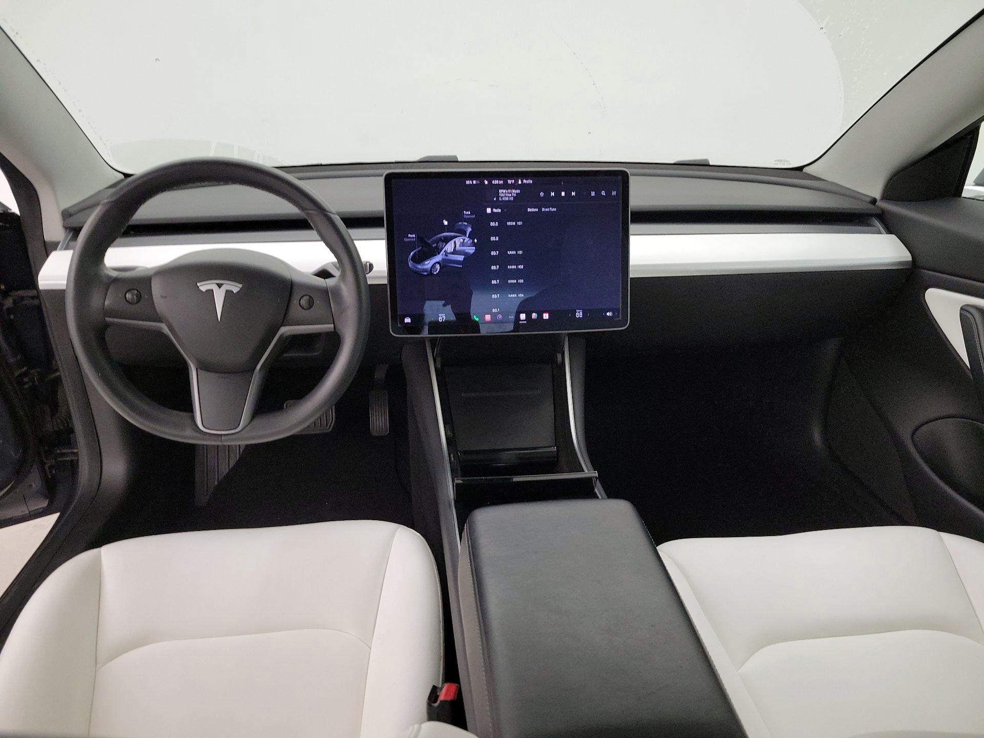 Thumbnail: 2019 Tesla Model 3 - 9