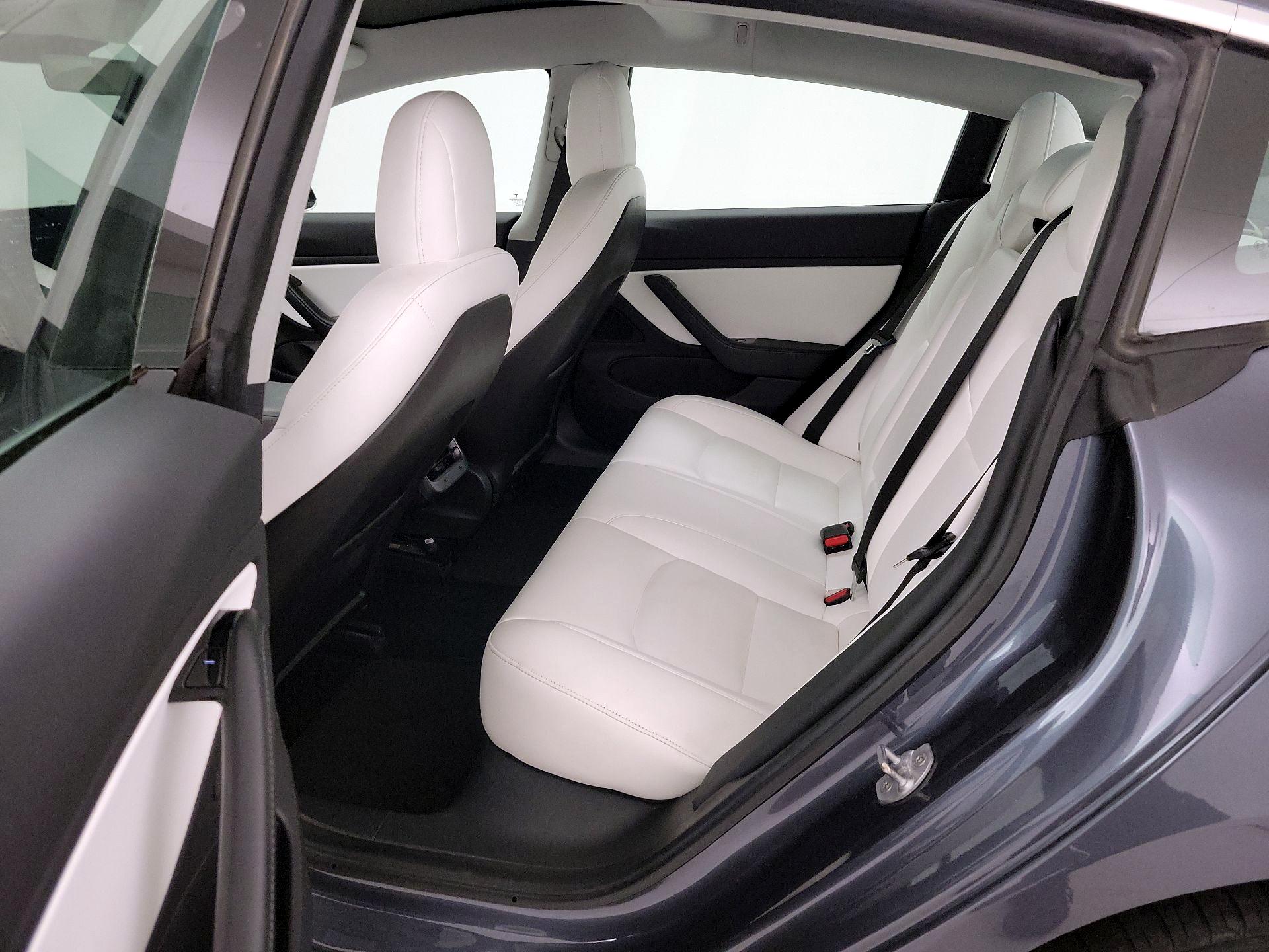 Thumbnail: 2019 Tesla Model 3 - 19