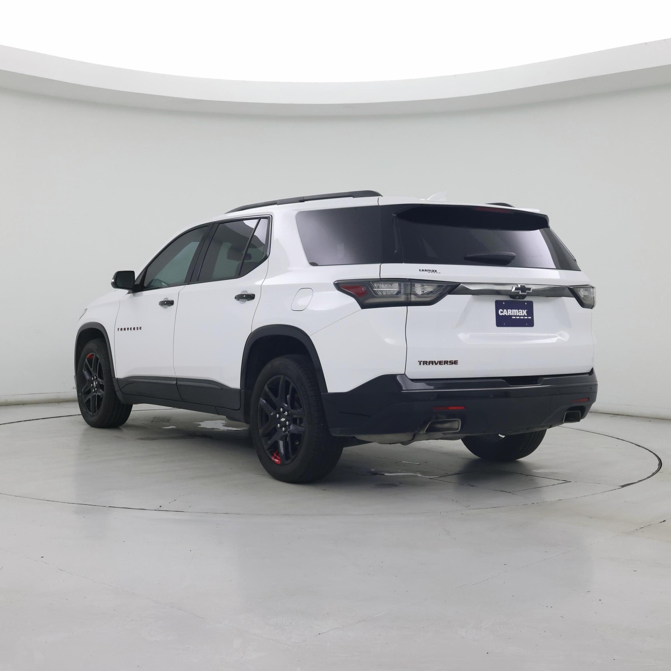 Thumbnail: 2021 Chevrolet Traverse - 2