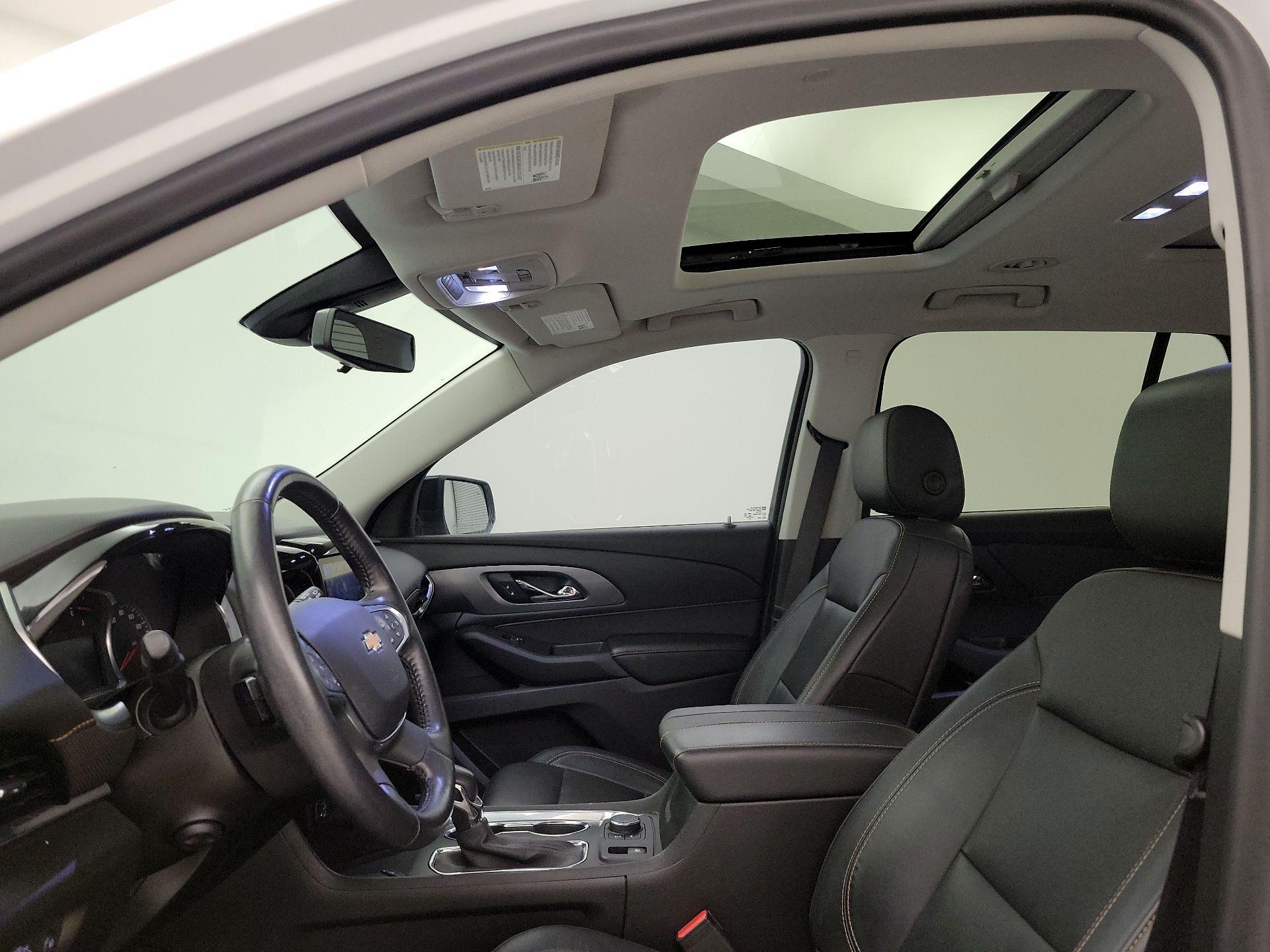 Thumbnail: 2021 Chevrolet Traverse - 19