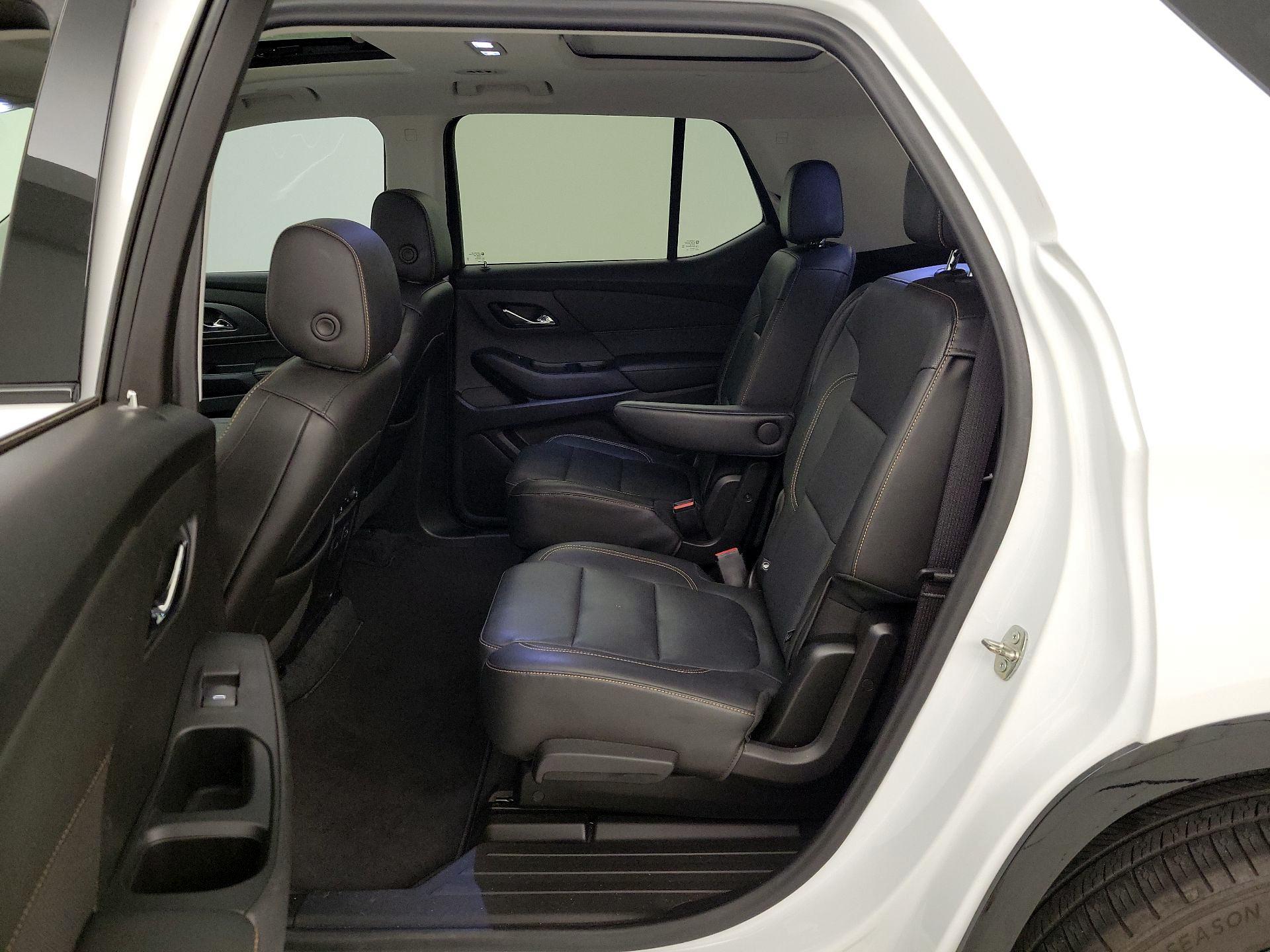 Thumbnail: 2021 Chevrolet Traverse - 20