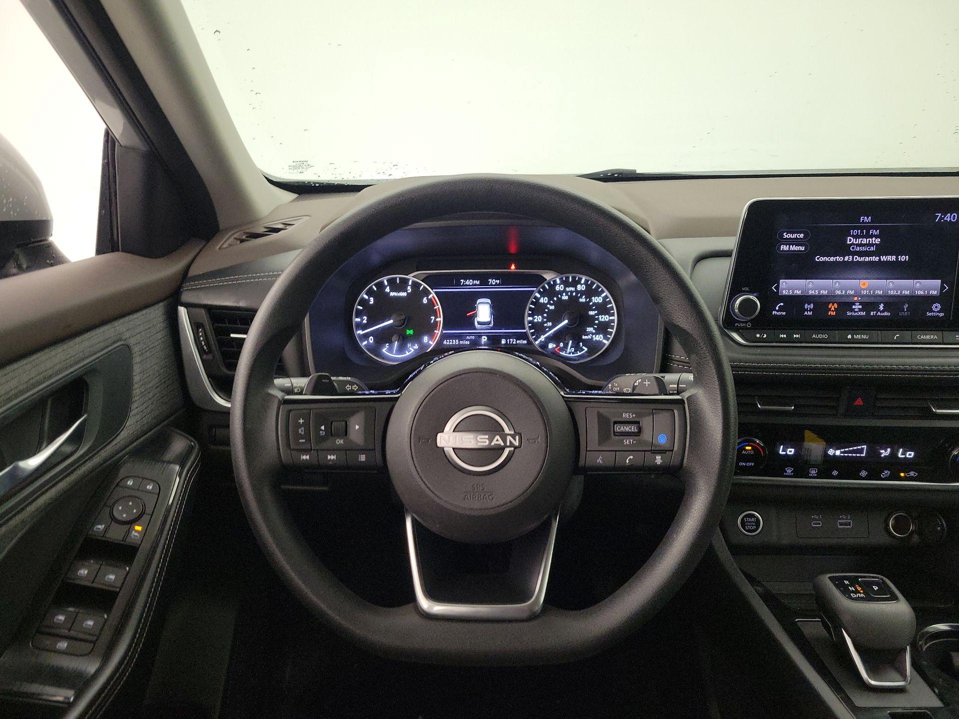 Thumbnail: 2023 Nissan Rogue - 10