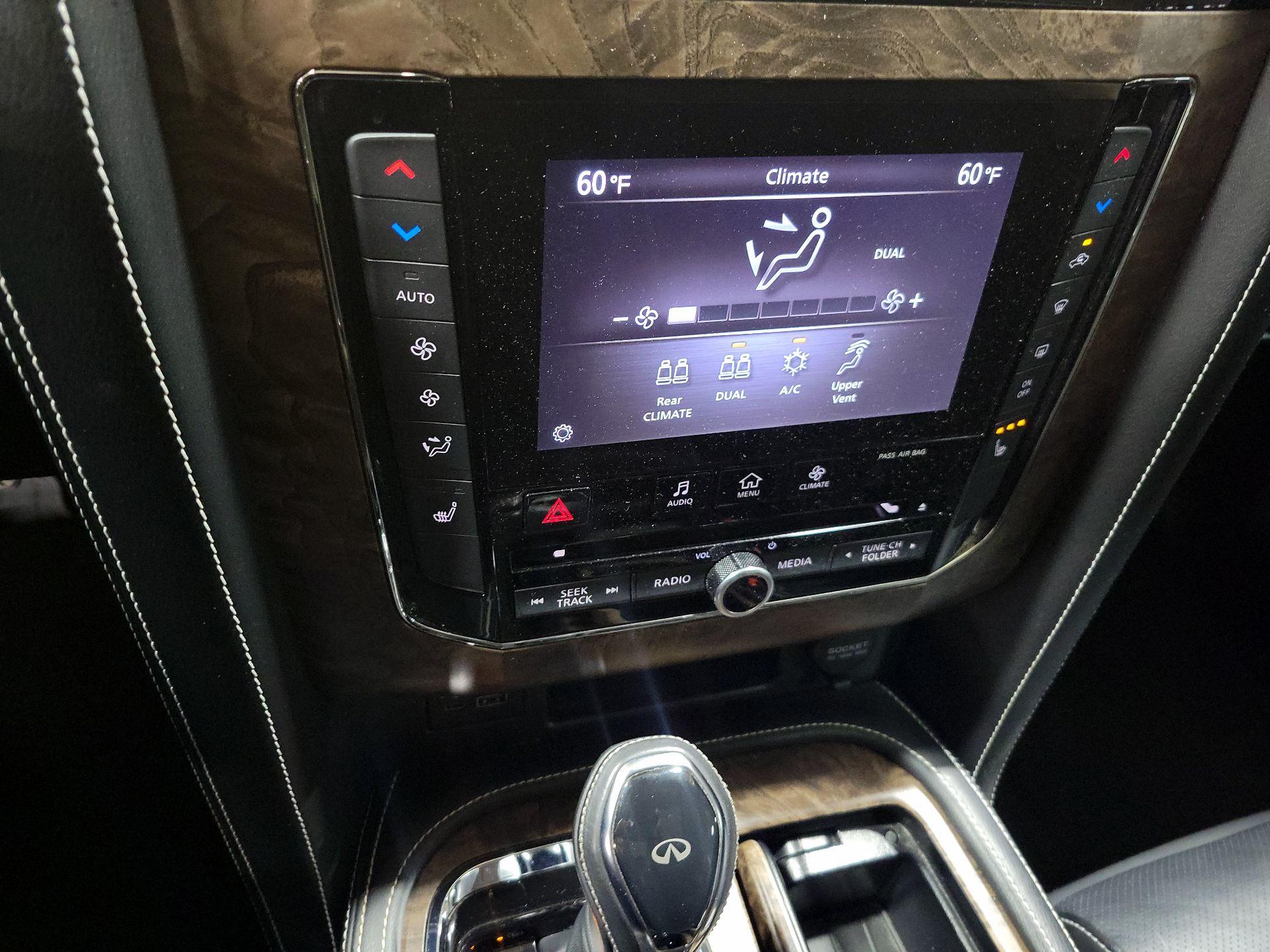 Thumbnail: 2021 INFINITI QX80 - 17
