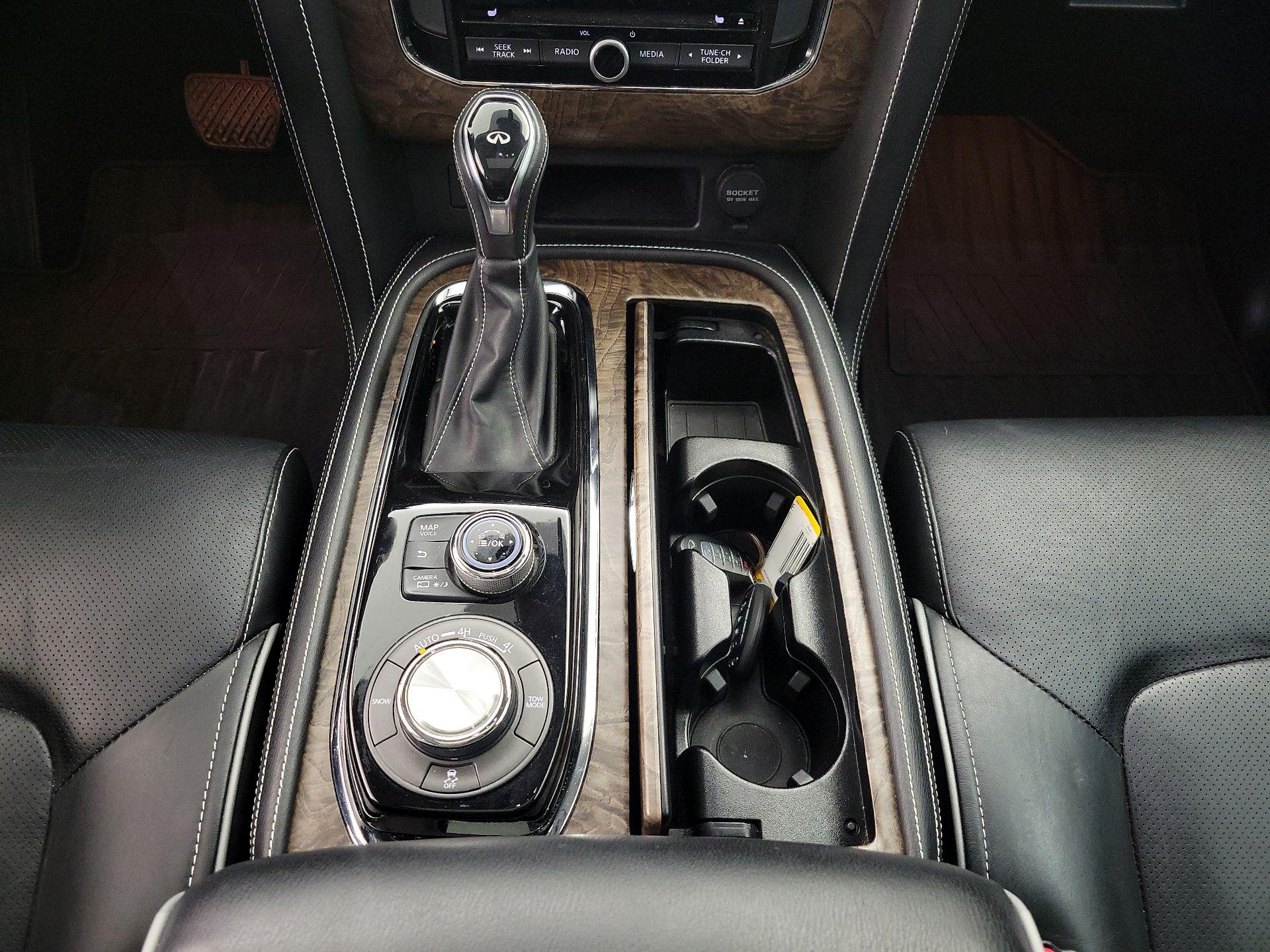 Thumbnail: 2021 INFINITI QX80 - 18