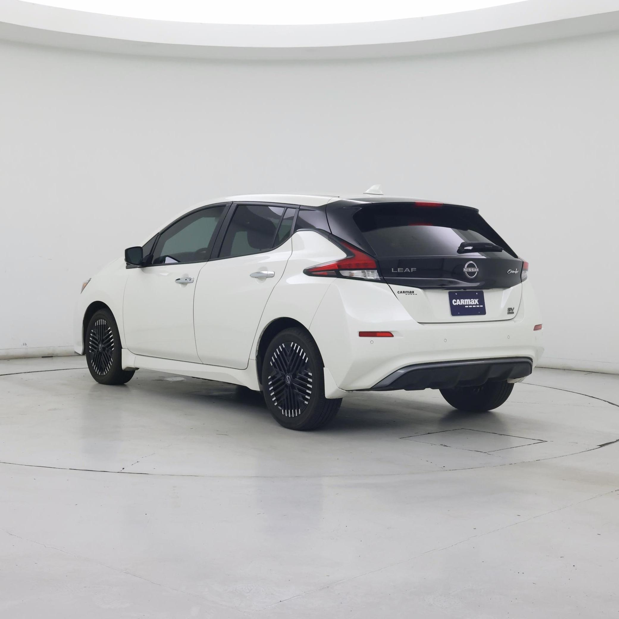 Thumbnail: 2023 Nissan Leaf - 2