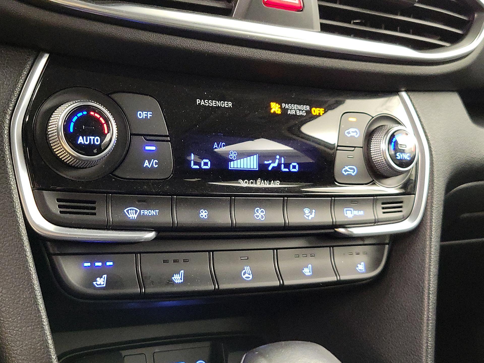 Thumbnail: 2019 Hyundai Santa Fe - 16