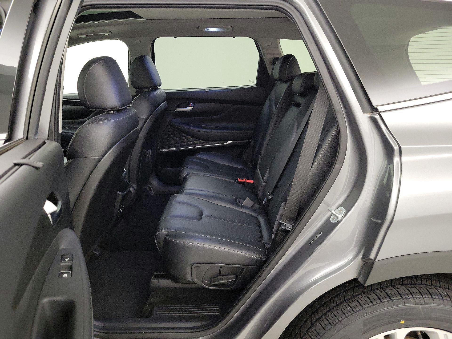 Thumbnail: 2019 Hyundai Santa Fe - 20