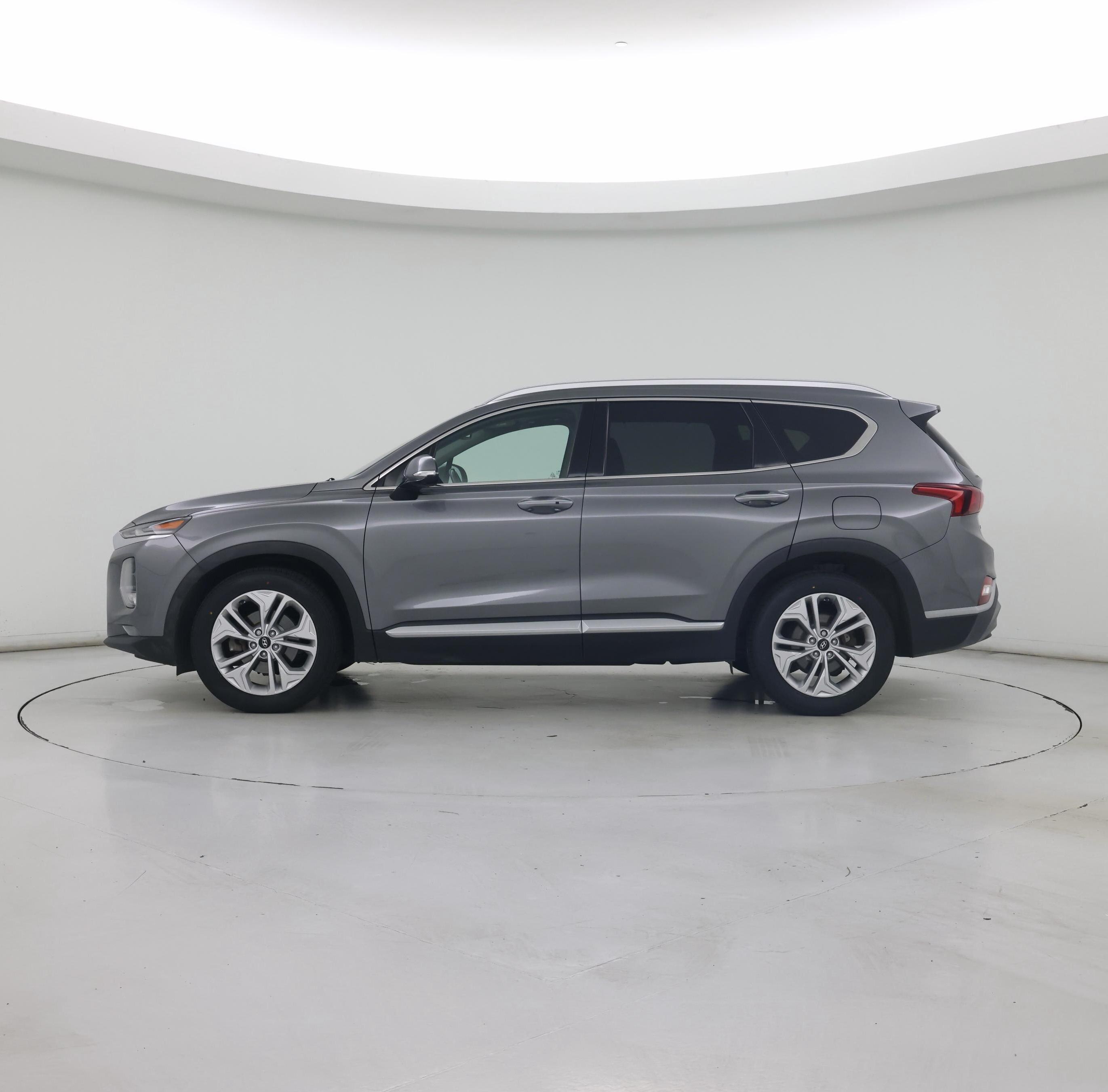 Thumbnail: 2019 Hyundai Santa Fe - 3