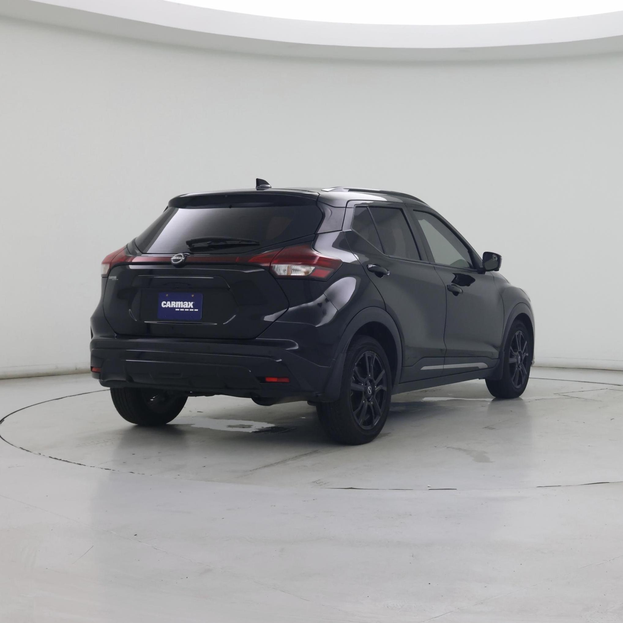 Thumbnail: 2023 Nissan Kicks - 8