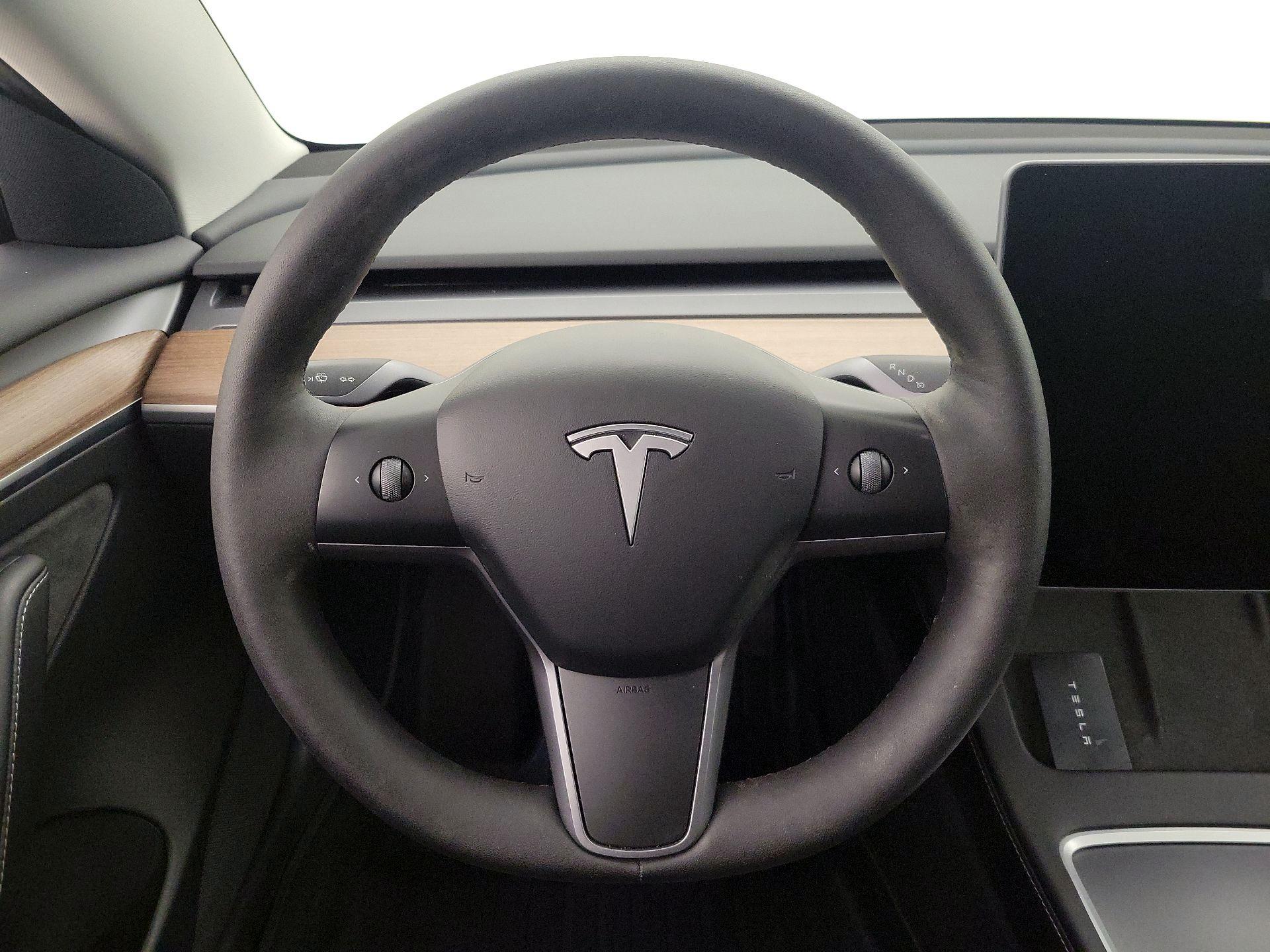 Thumbnail: 2022 Tesla Model 3 - 10