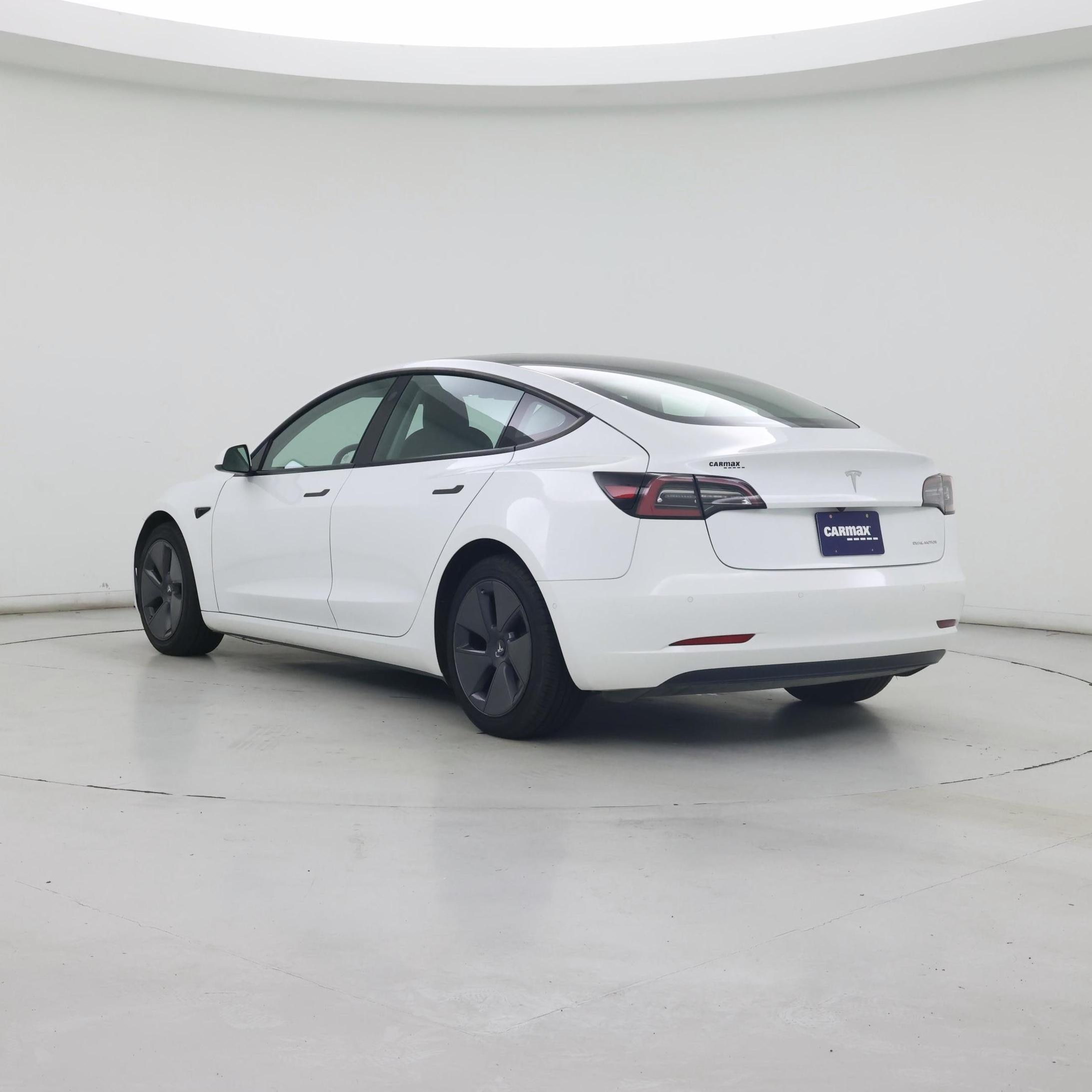 Thumbnail: 2022 Tesla Model 3 - 2