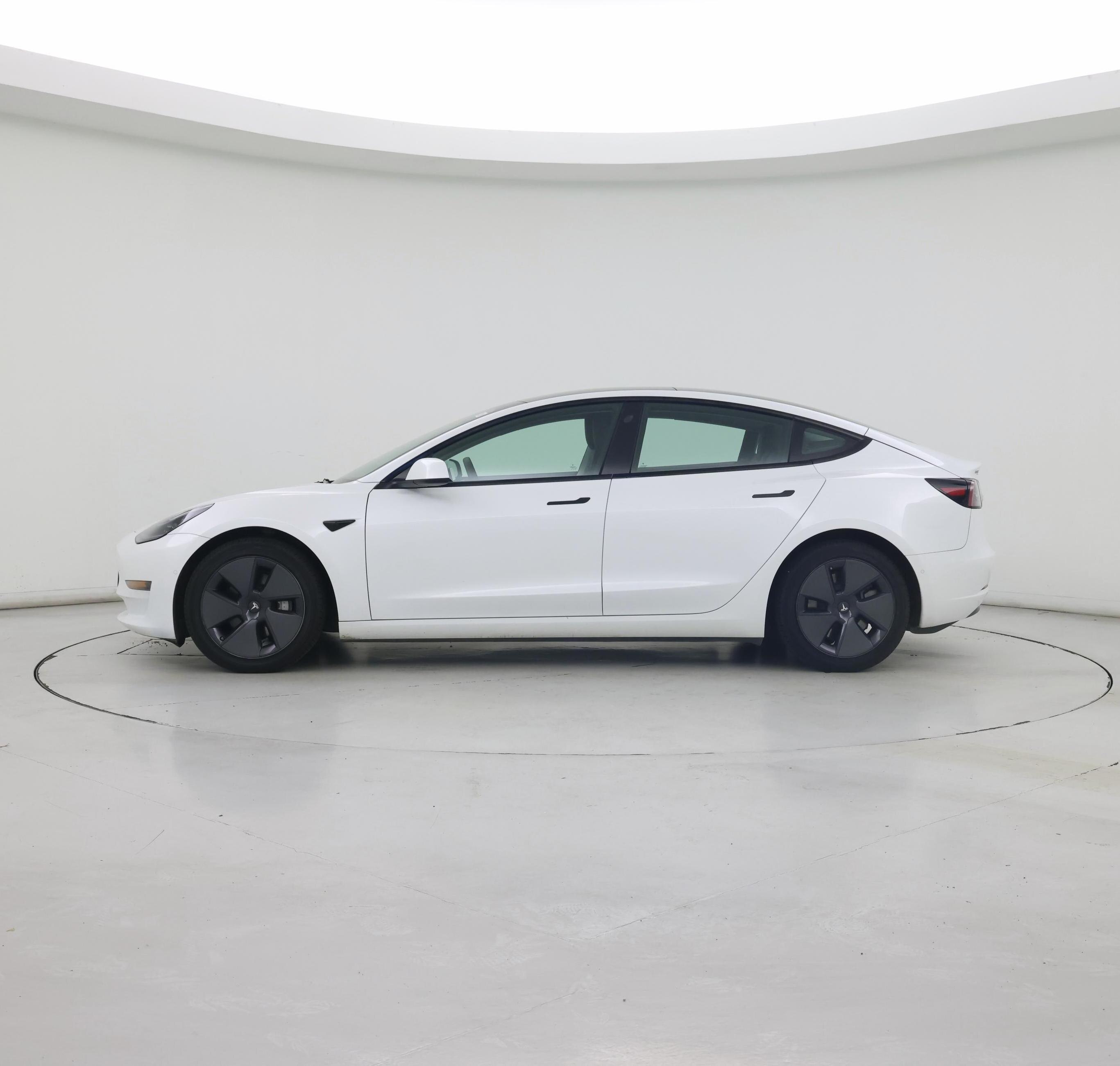 Thumbnail: 2022 Tesla Model 3 - 3