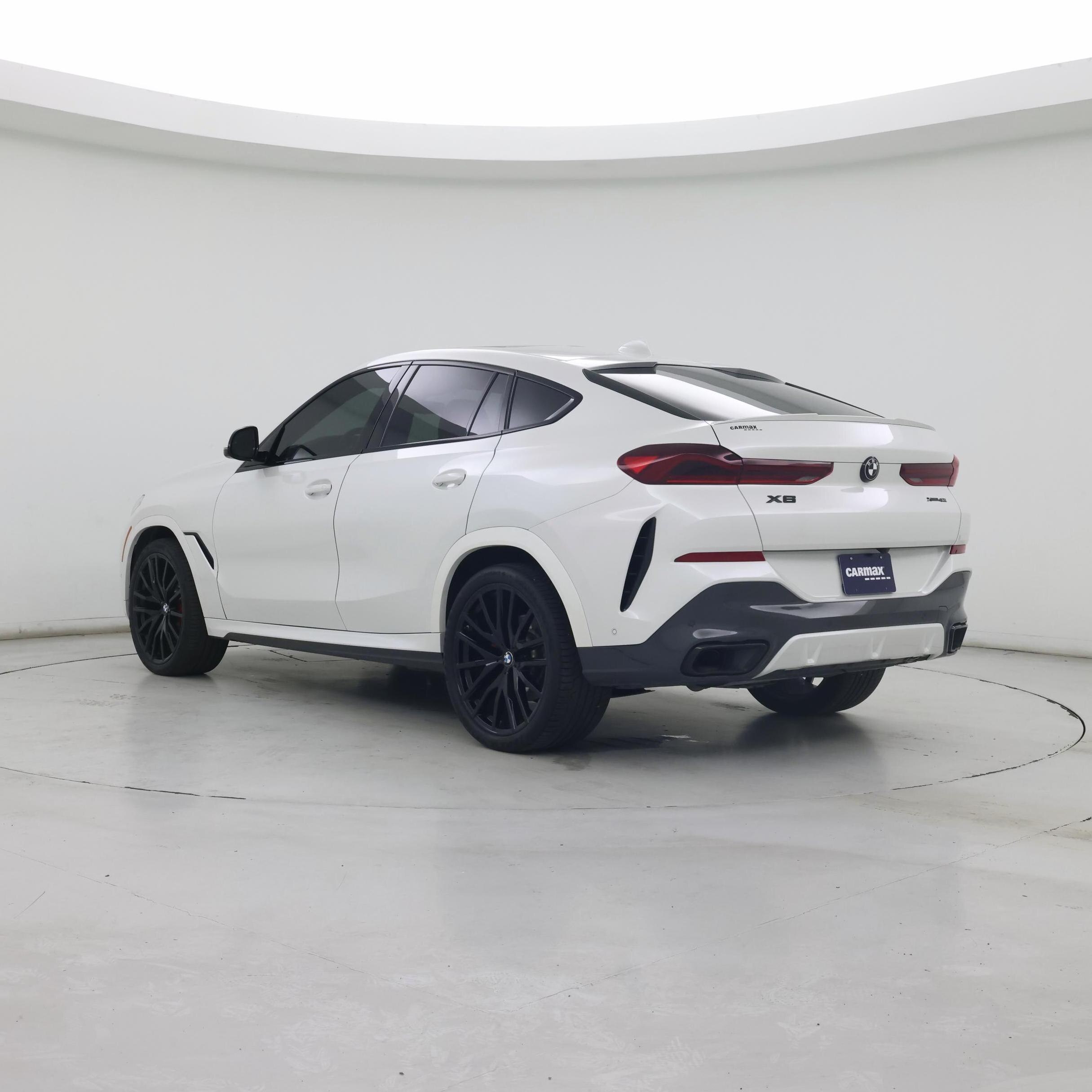 Thumbnail: 2022 BMW X6 - 2