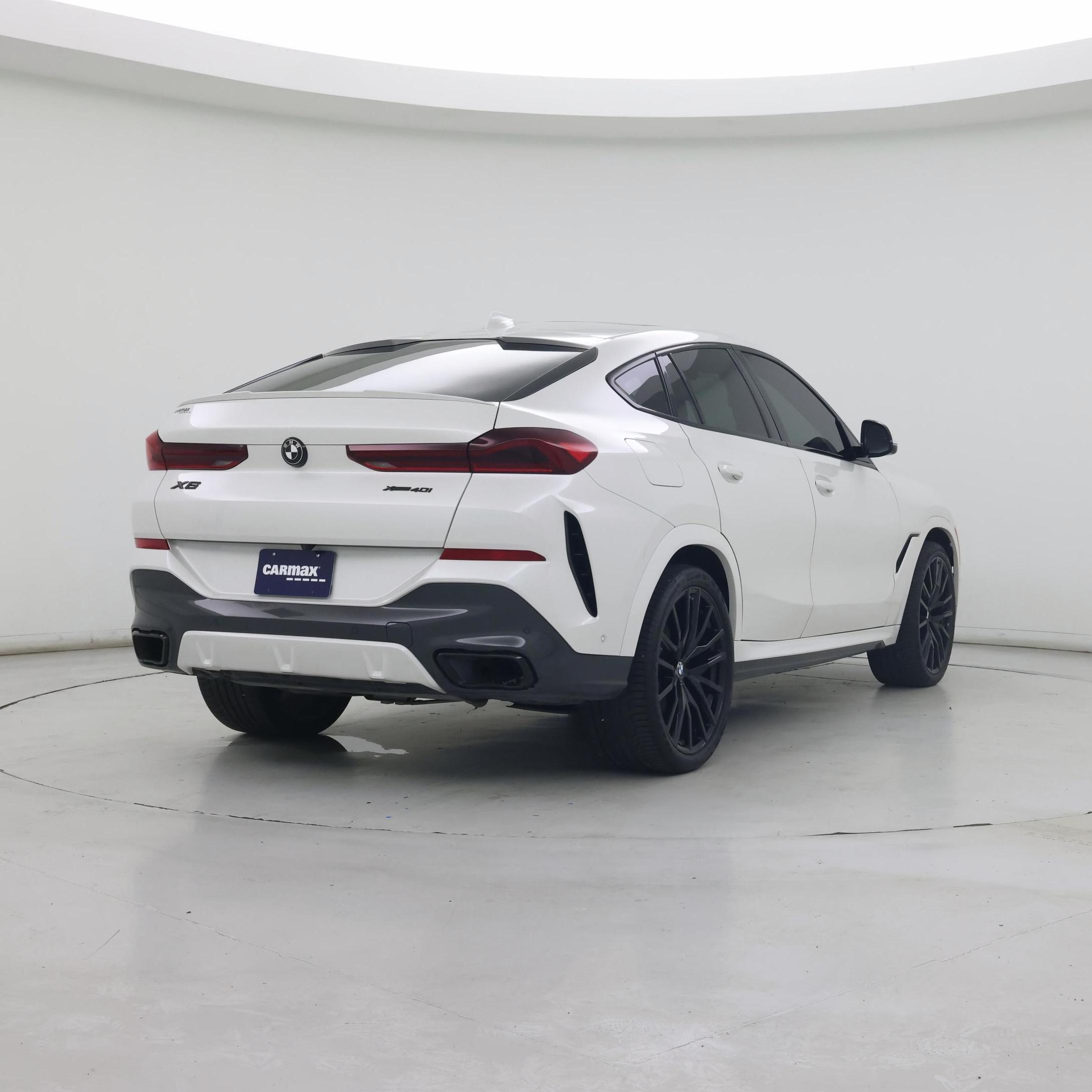 Thumbnail: 2022 BMW X6 - 8