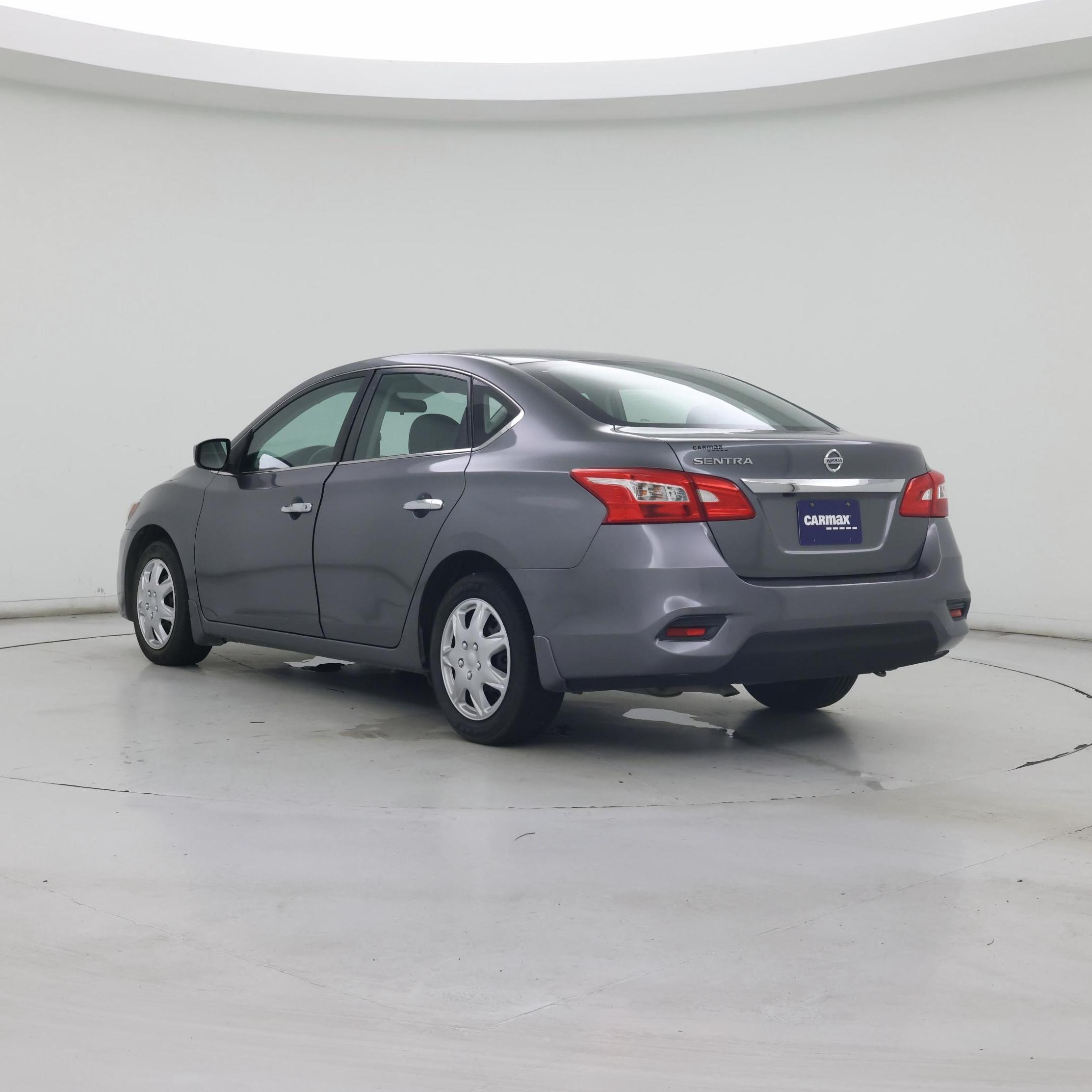 Thumbnail: 2018 Nissan Sentra - 2