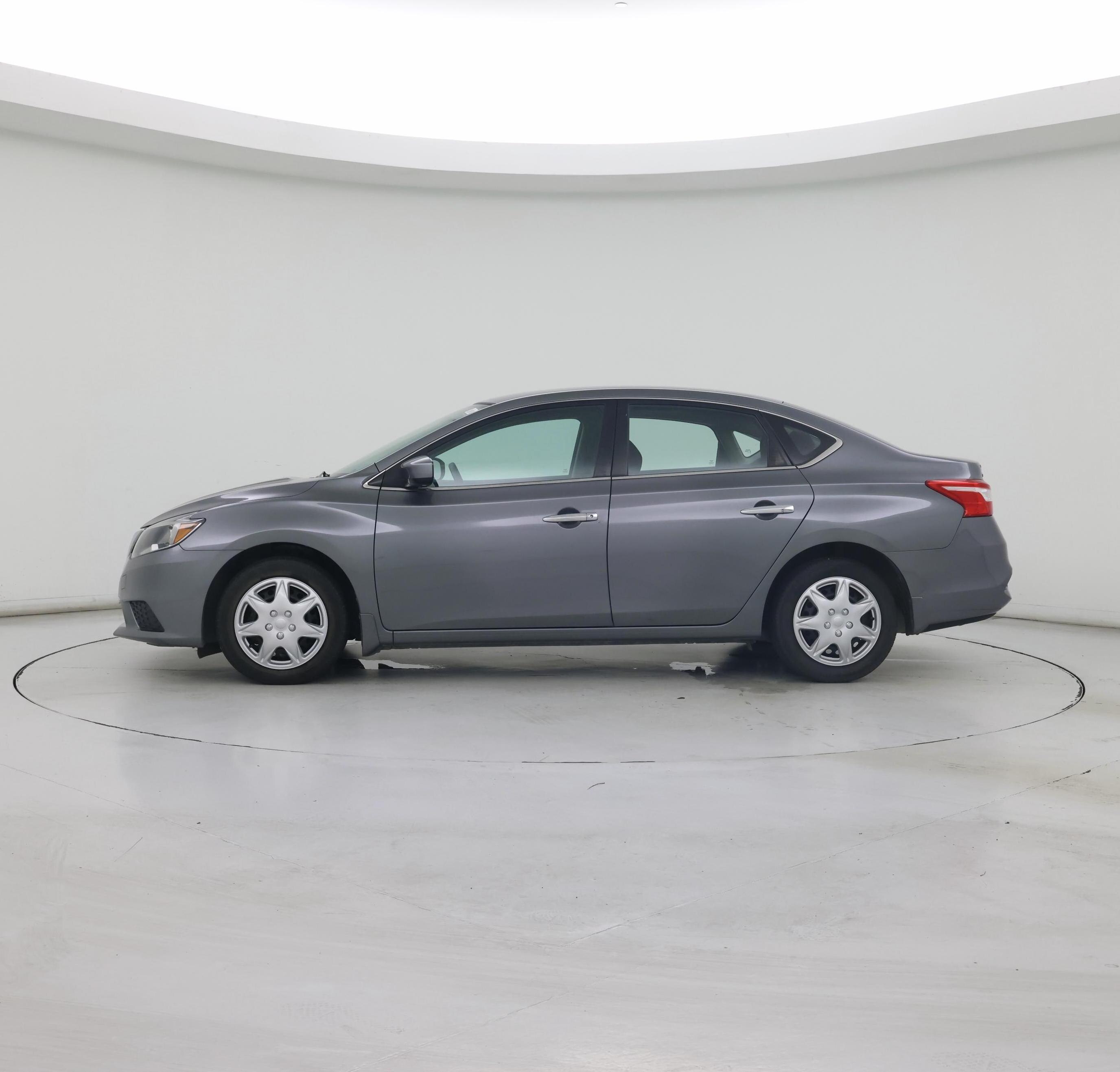 Thumbnail: 2018 Nissan Sentra - 3