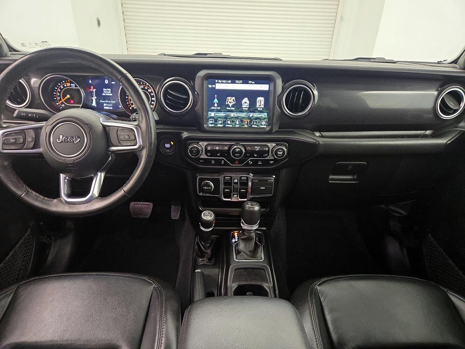 Thumbnail: 2022 Jeep Wrangler - 9