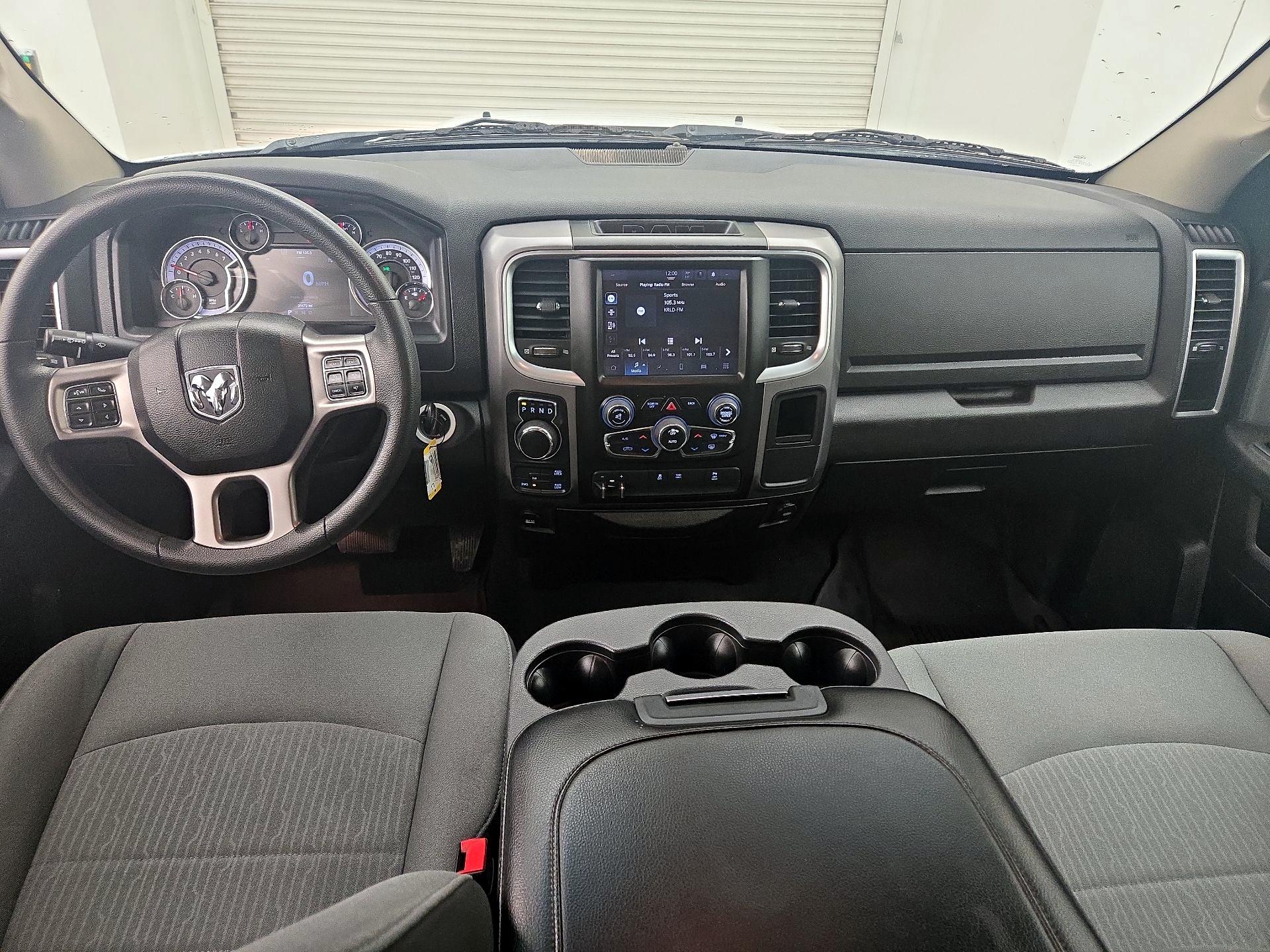 Thumbnail: 2022 RAM 1500 Classic - 9