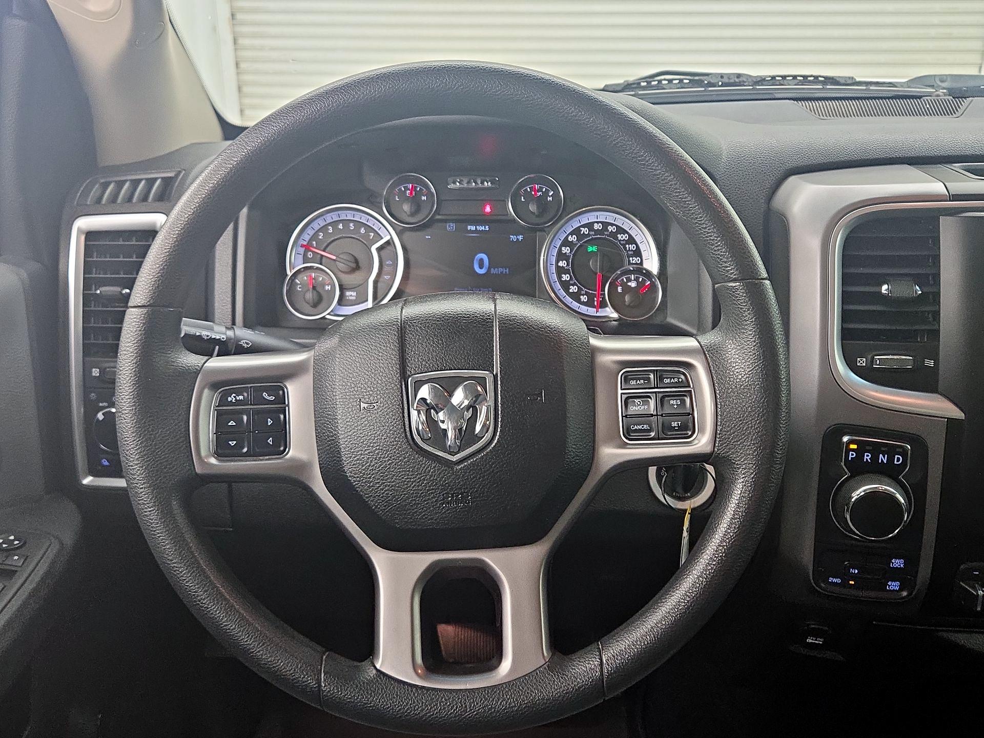 Thumbnail: 2022 RAM 1500 Classic - 10