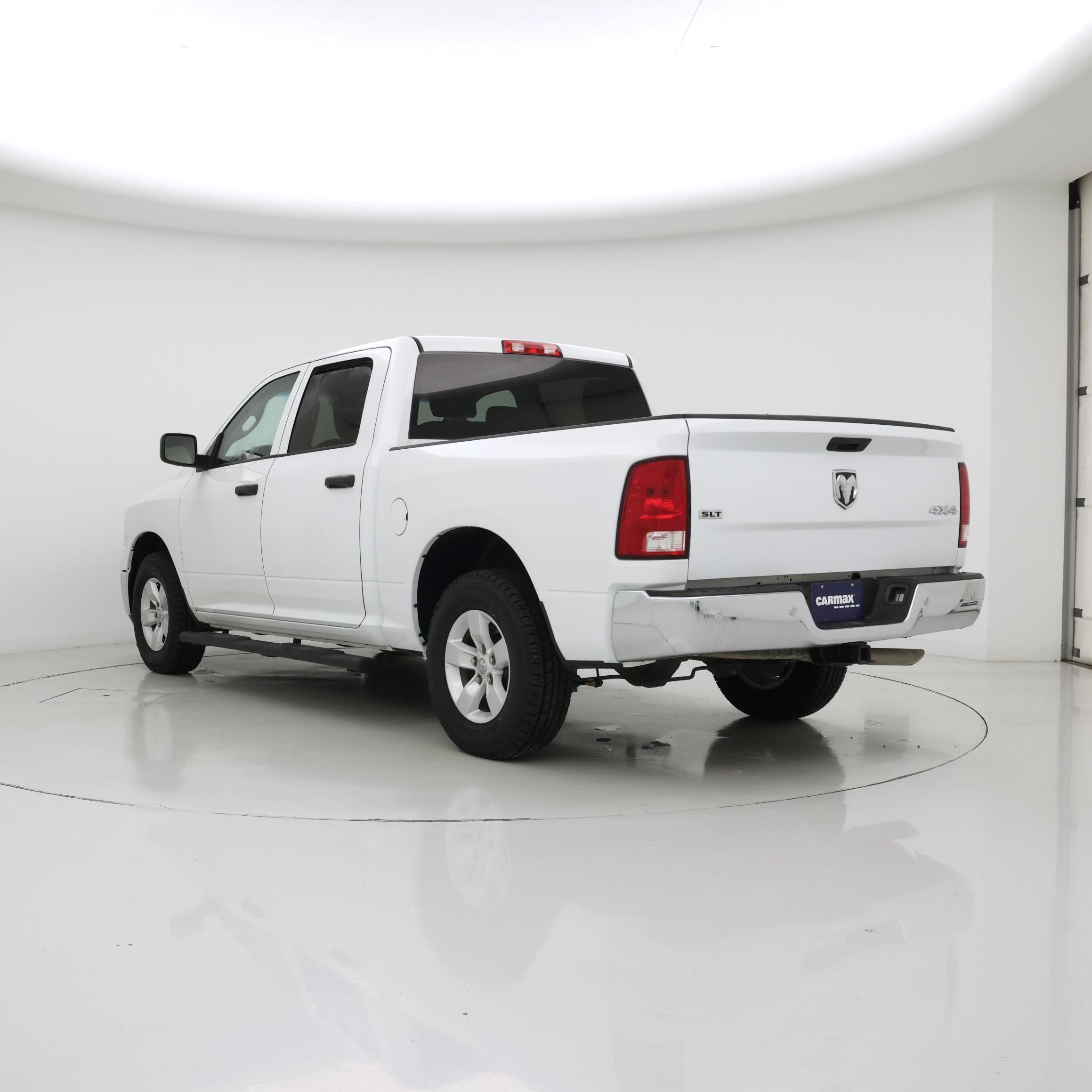 Thumbnail: 2022 RAM 1500 Classic - 2