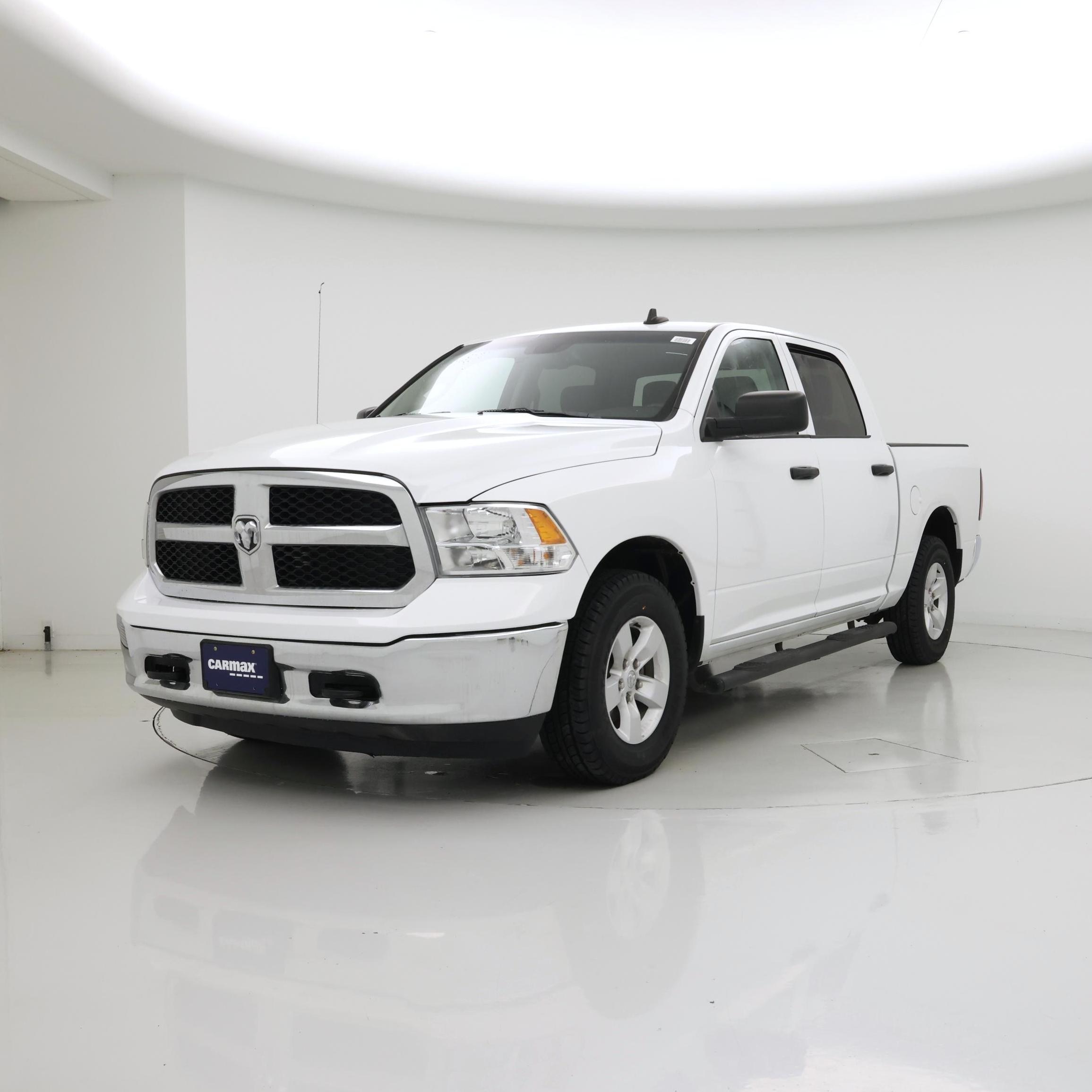 Thumbnail: 2022 RAM 1500 Classic - 4