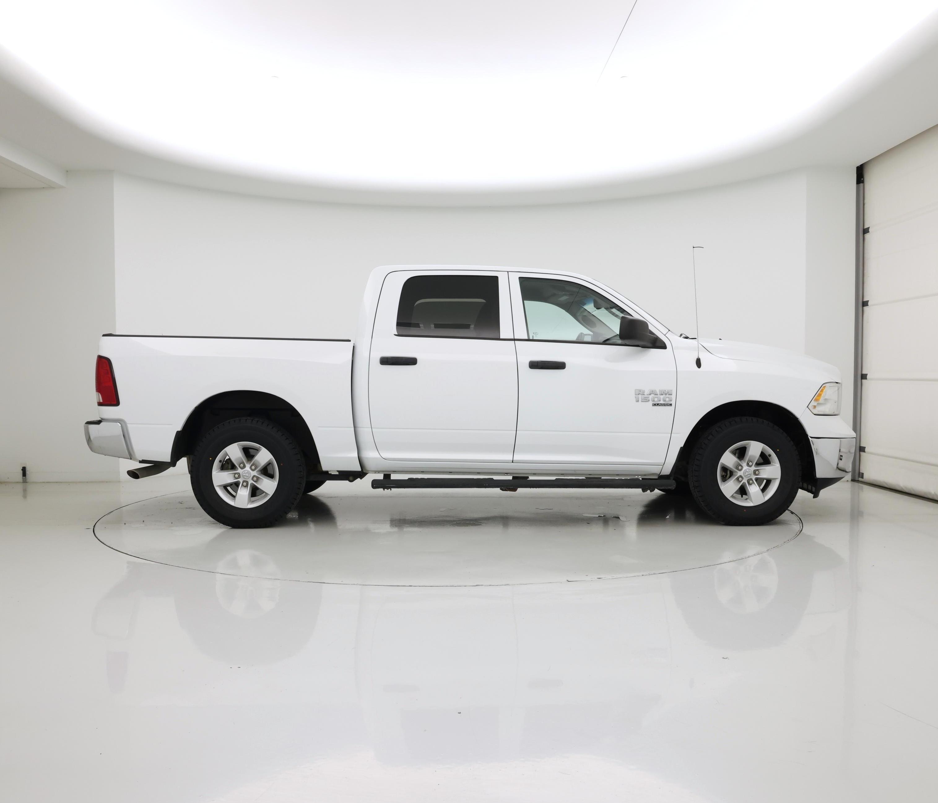 Thumbnail: 2022 RAM 1500 Classic - 7