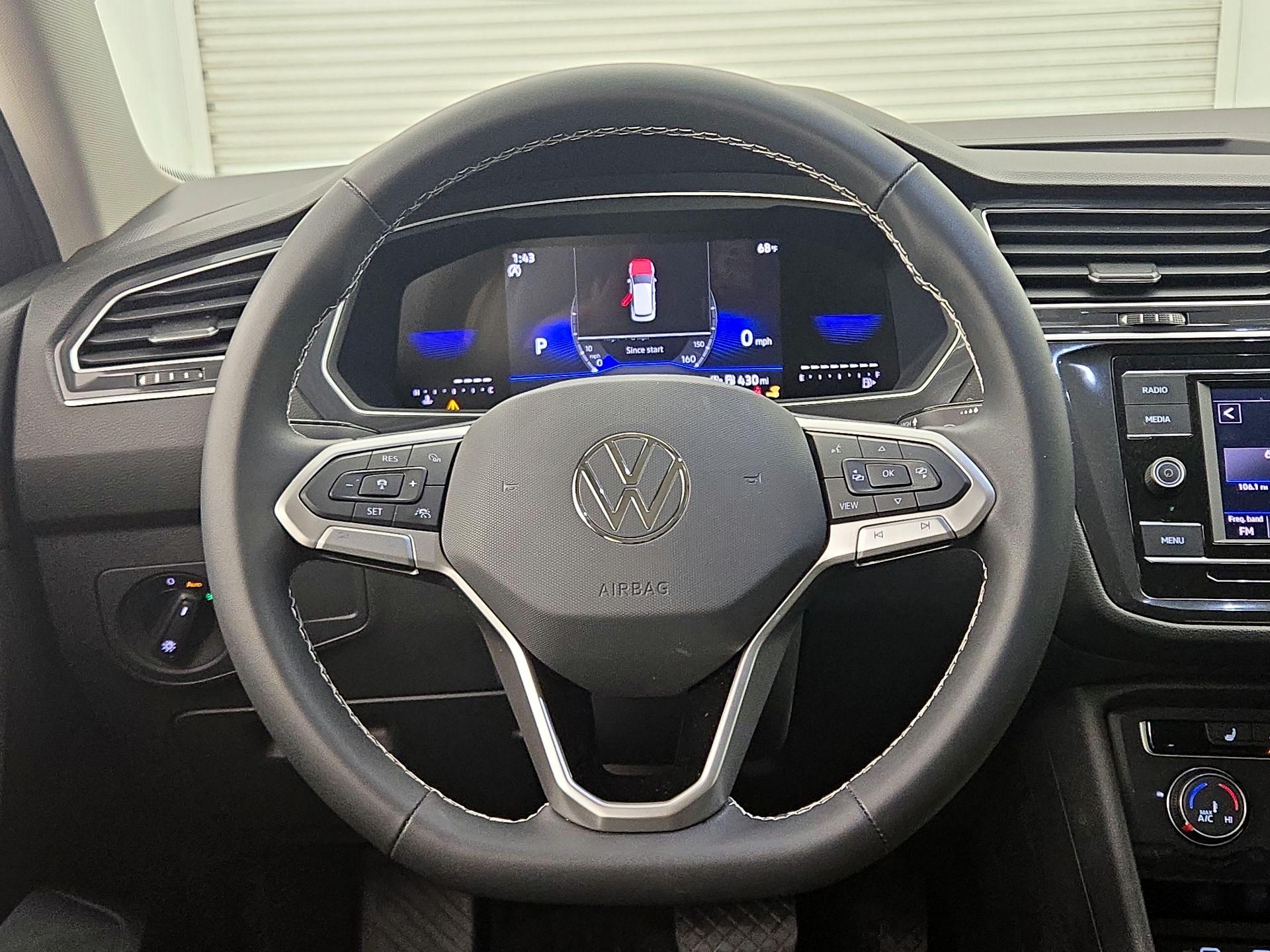 Thumbnail: 2024 Volkswagen Tiguan - 10