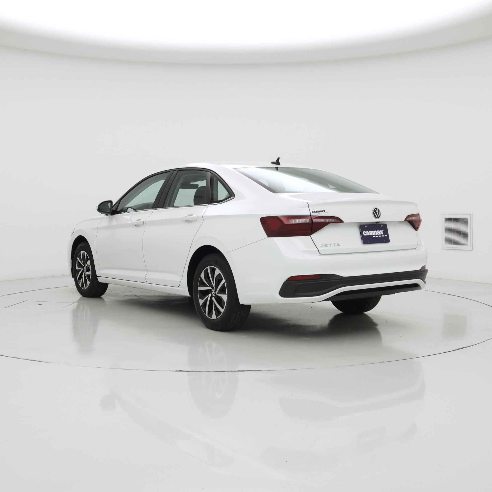 Thumbnail: 2024 Volkswagen Jetta - 2
