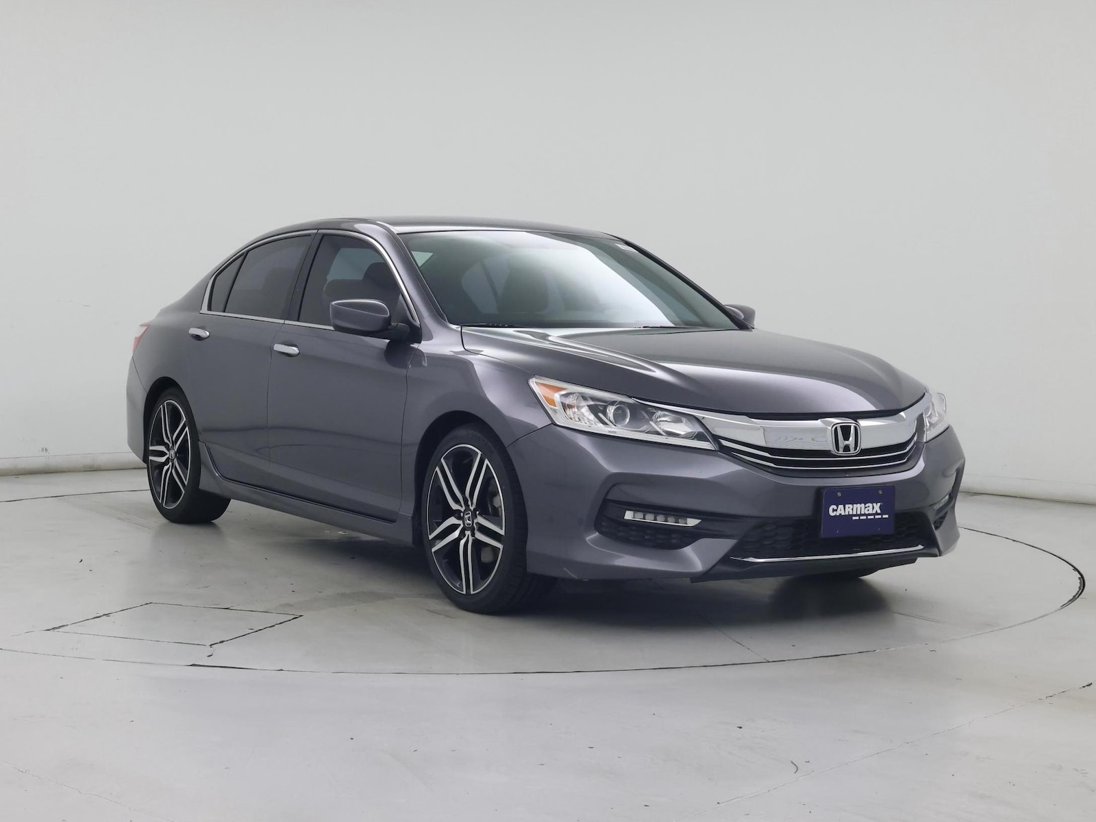 2017 Honda Accord Sport - Photo 2