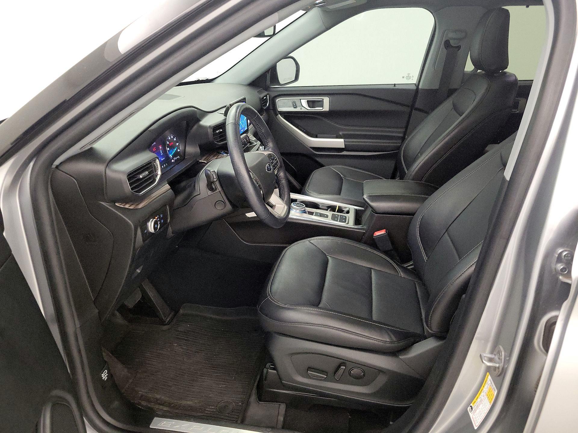 Thumbnail: 2021 Ford Explorer - 11
