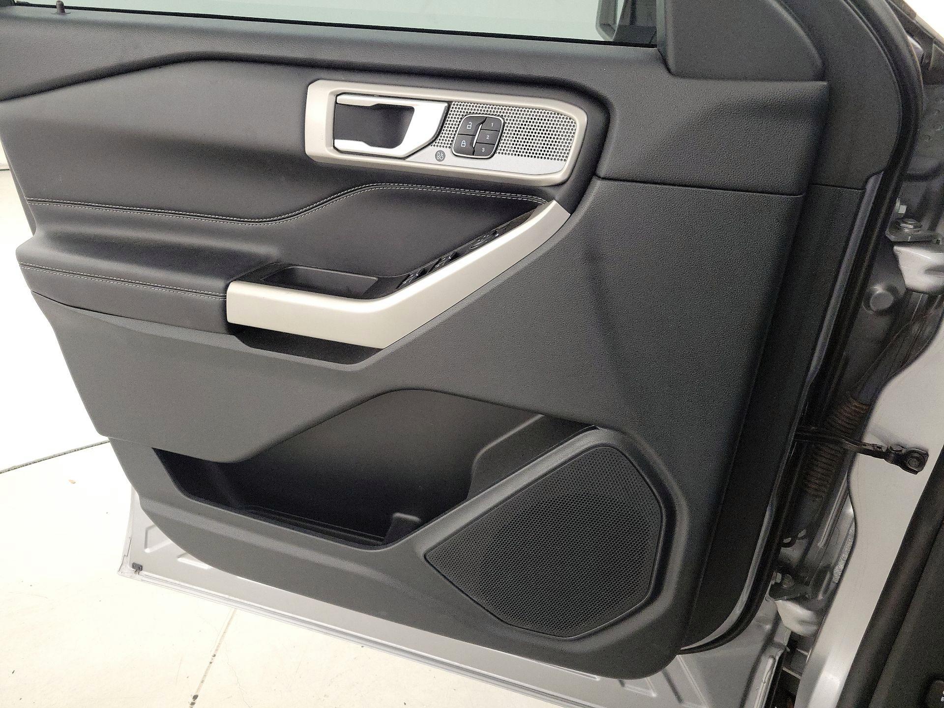 Thumbnail: 2021 Ford Explorer - 12