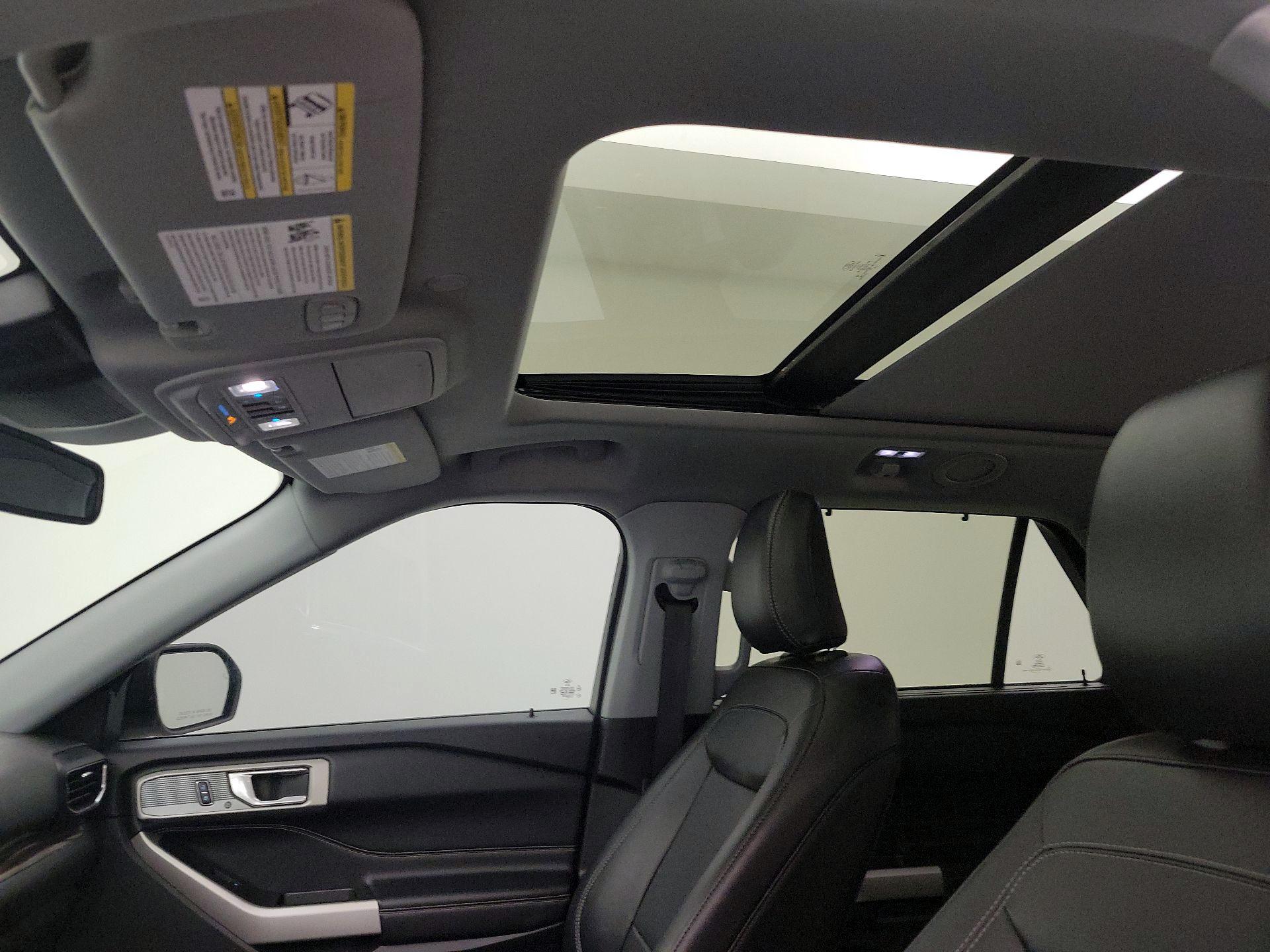 Thumbnail: 2021 Ford Explorer - 20