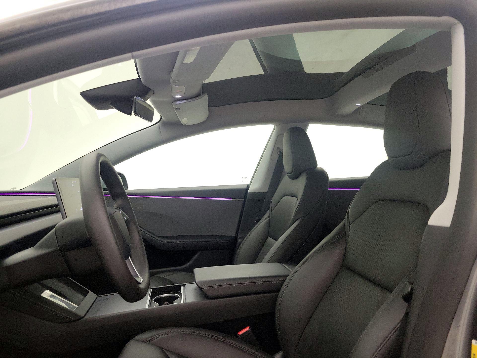 Thumbnail: 2025 Tesla Model 3 - 17