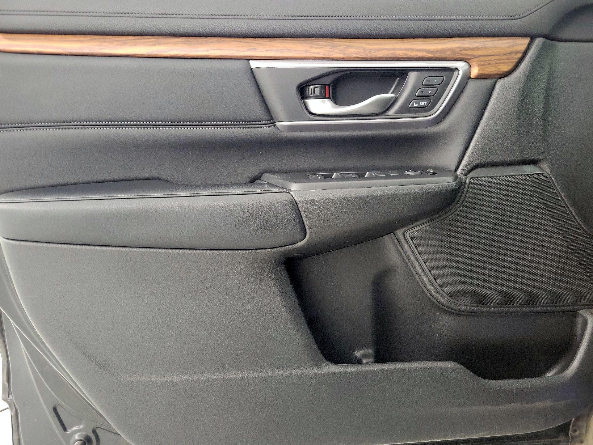 Thumbnail: 2017 Honda CR-V - 12
